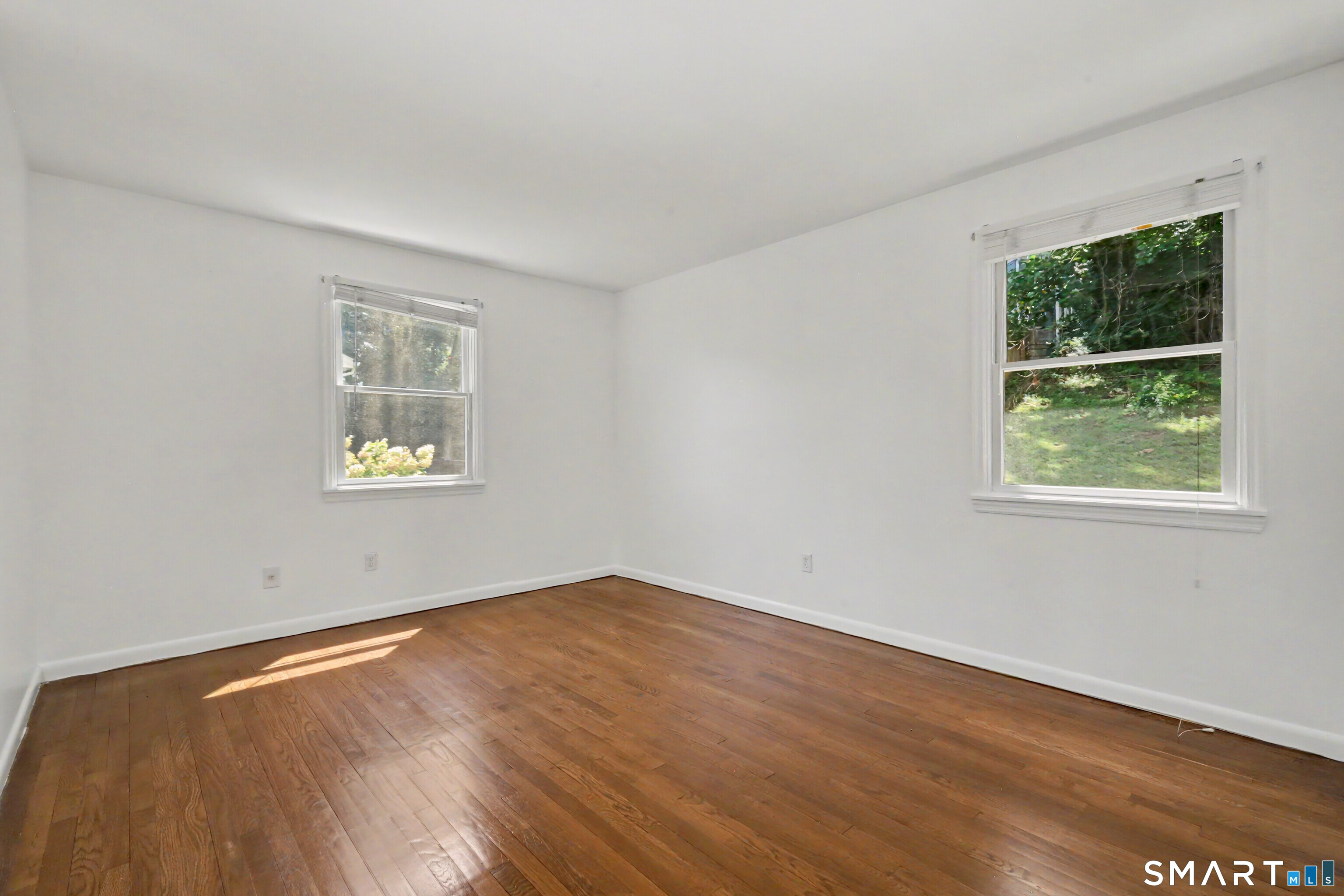 303 Weed Avenue photo 22