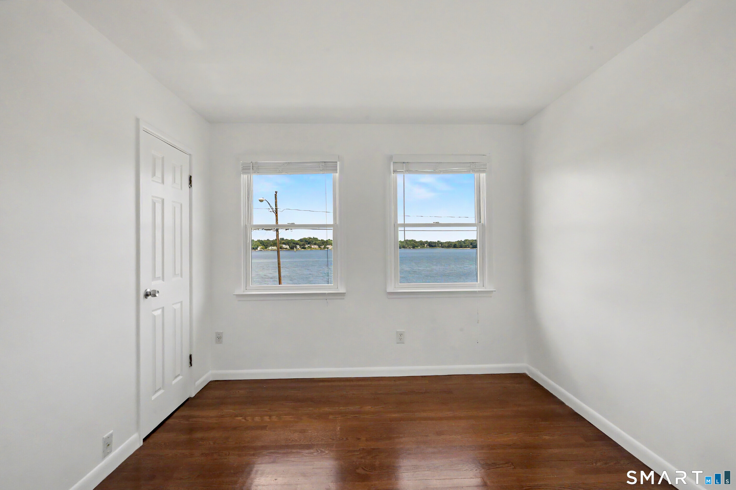 303 Weed Avenue photo 24