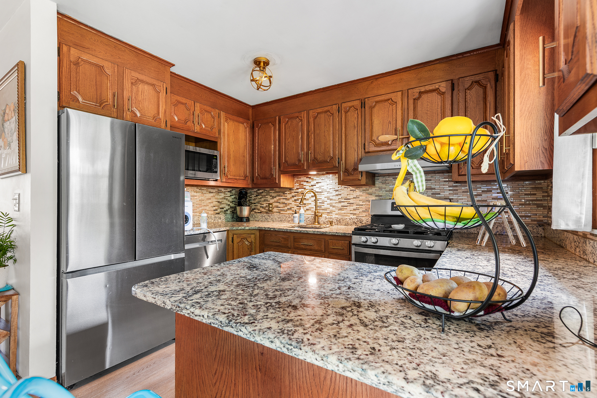 9 Glenridge Drive photo 8