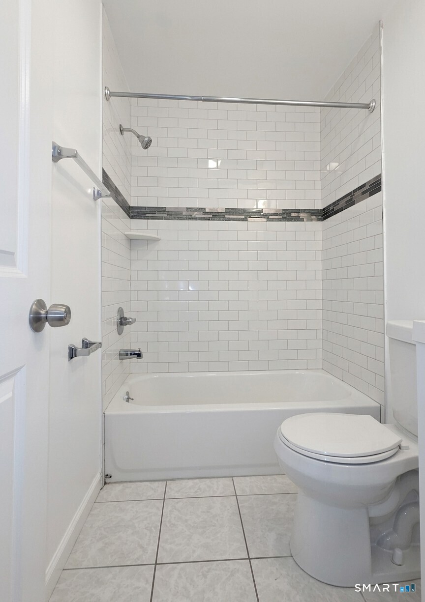 175 Harding Avenue photo 13