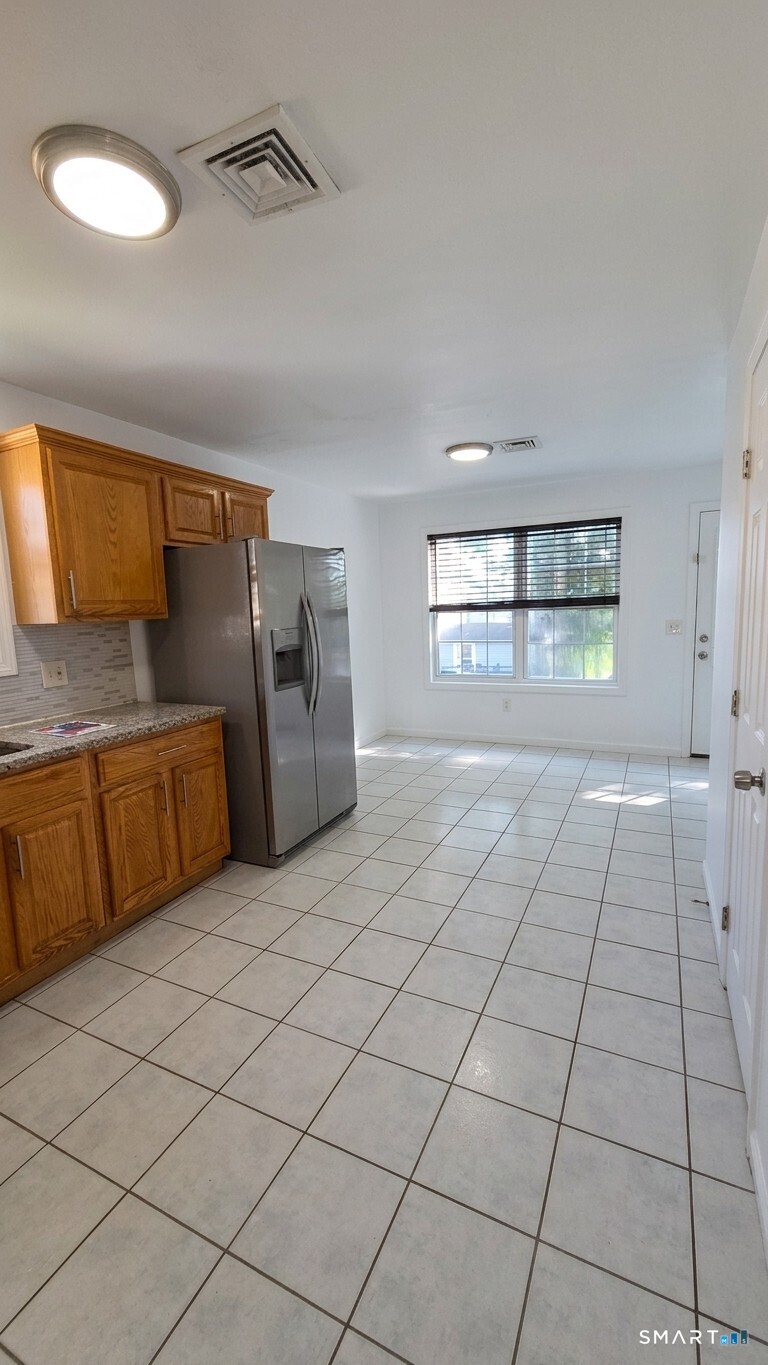 175 Harding Avenue photo 4