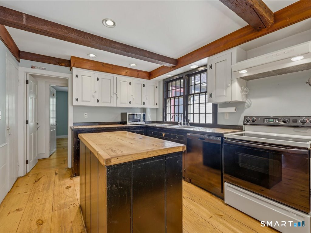 220 Thayer Road photo 15