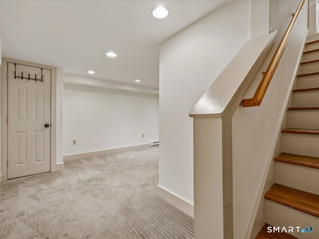 220 Thayer Road photo 34
