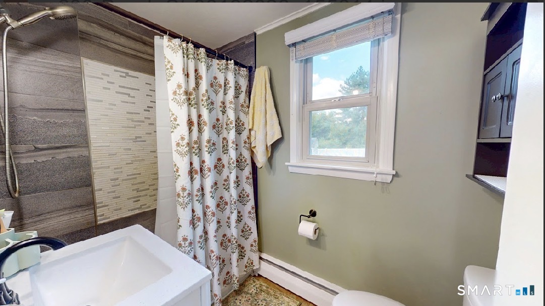 200 Brook Street photo 15
