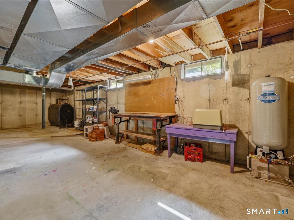 220 Thayer Road photo 37
