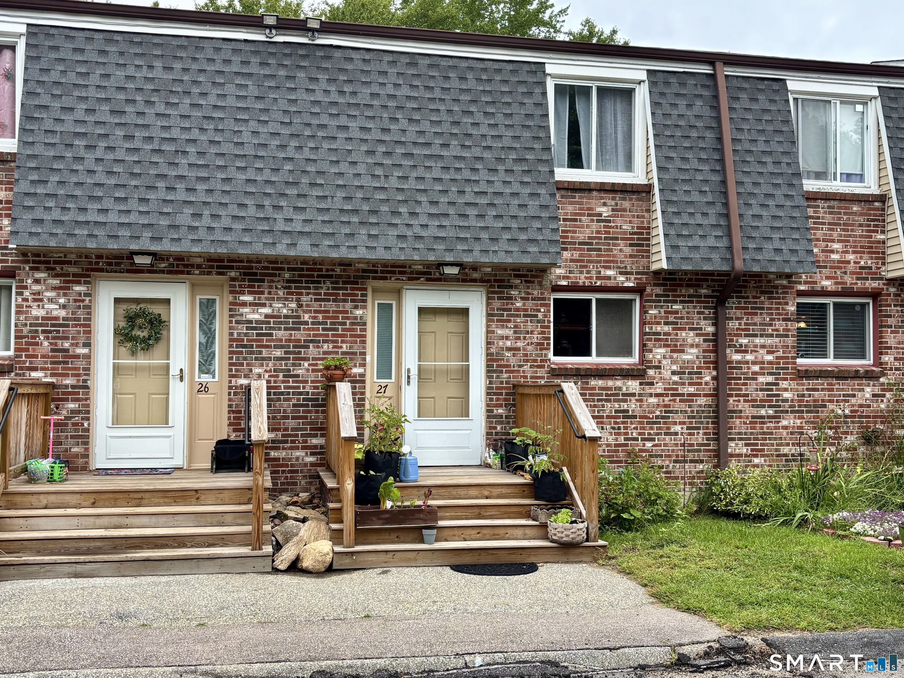 231 Boston Post Road Unit #27