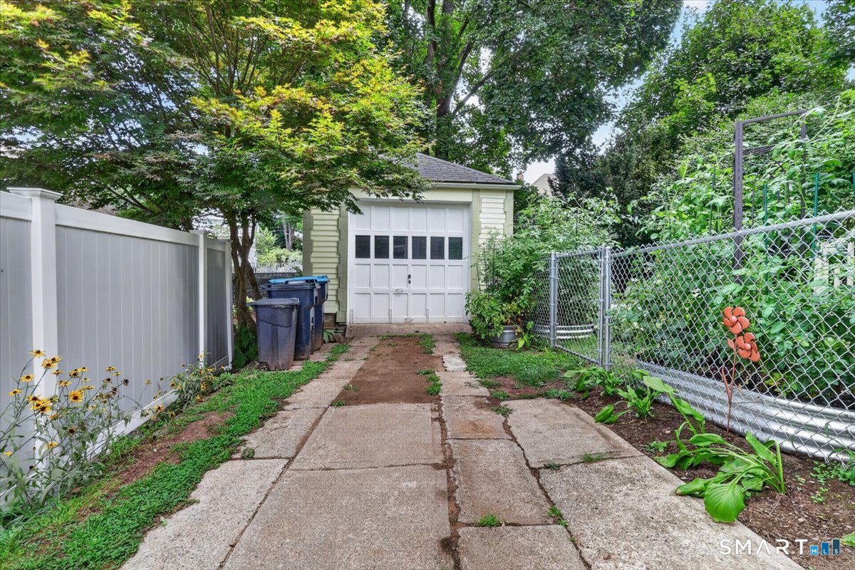 202 South Main Street photo 9