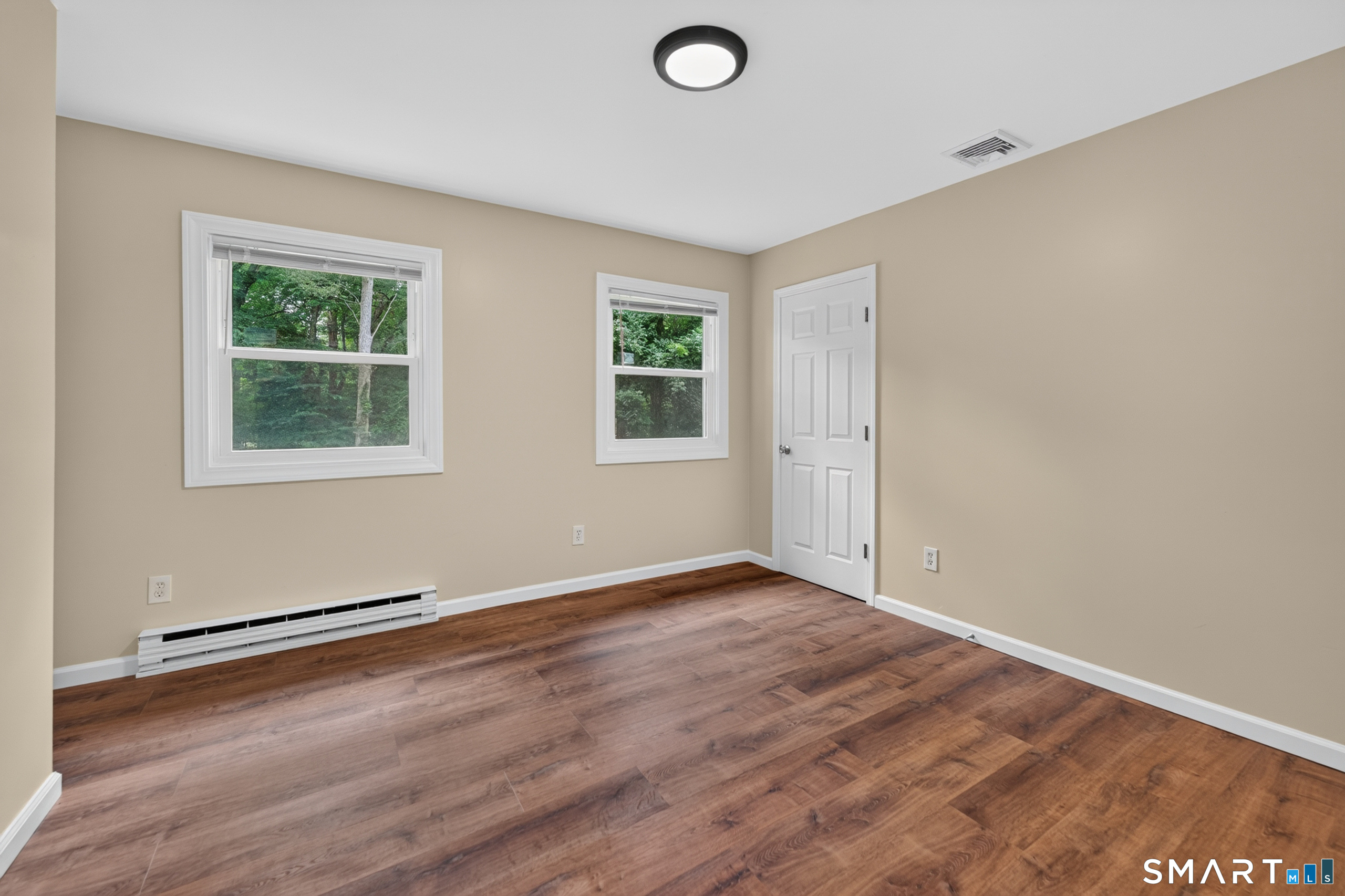 11 Glover Avenue photo 16