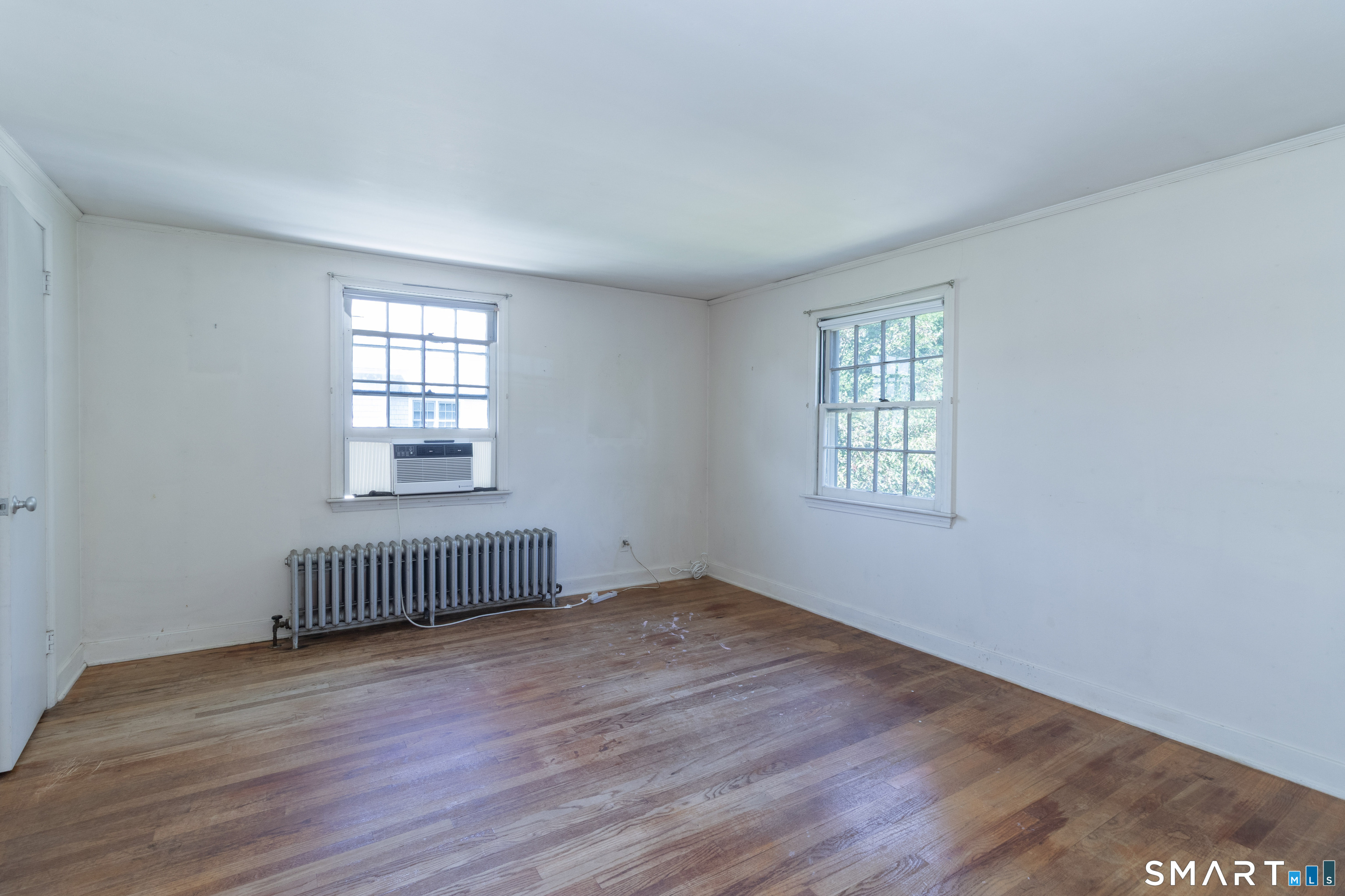35 Neptune Avenue photo 16
