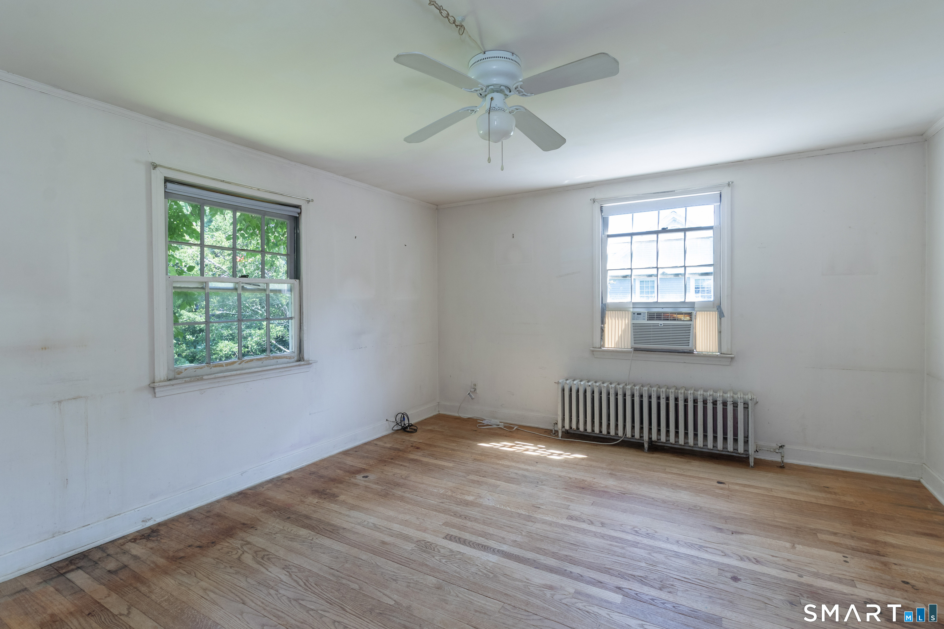 35 Neptune Avenue photo 17