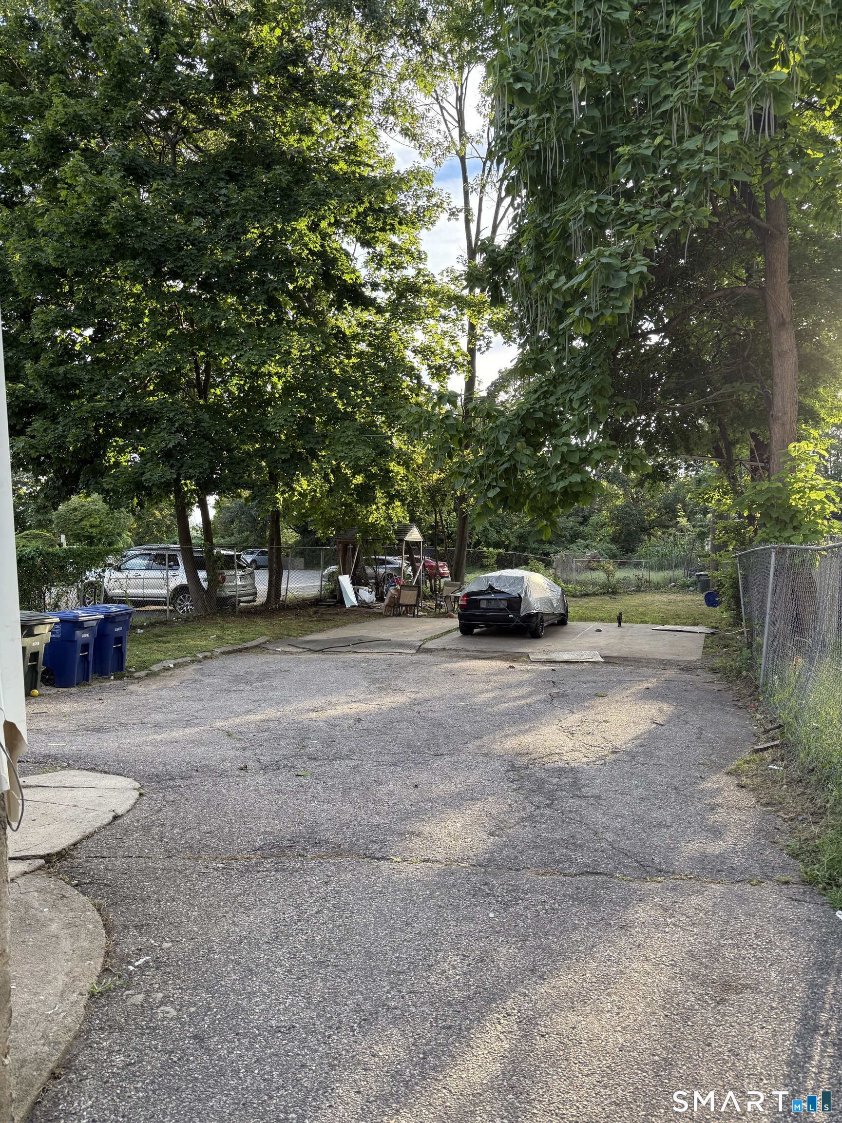 981 William Street photo 19