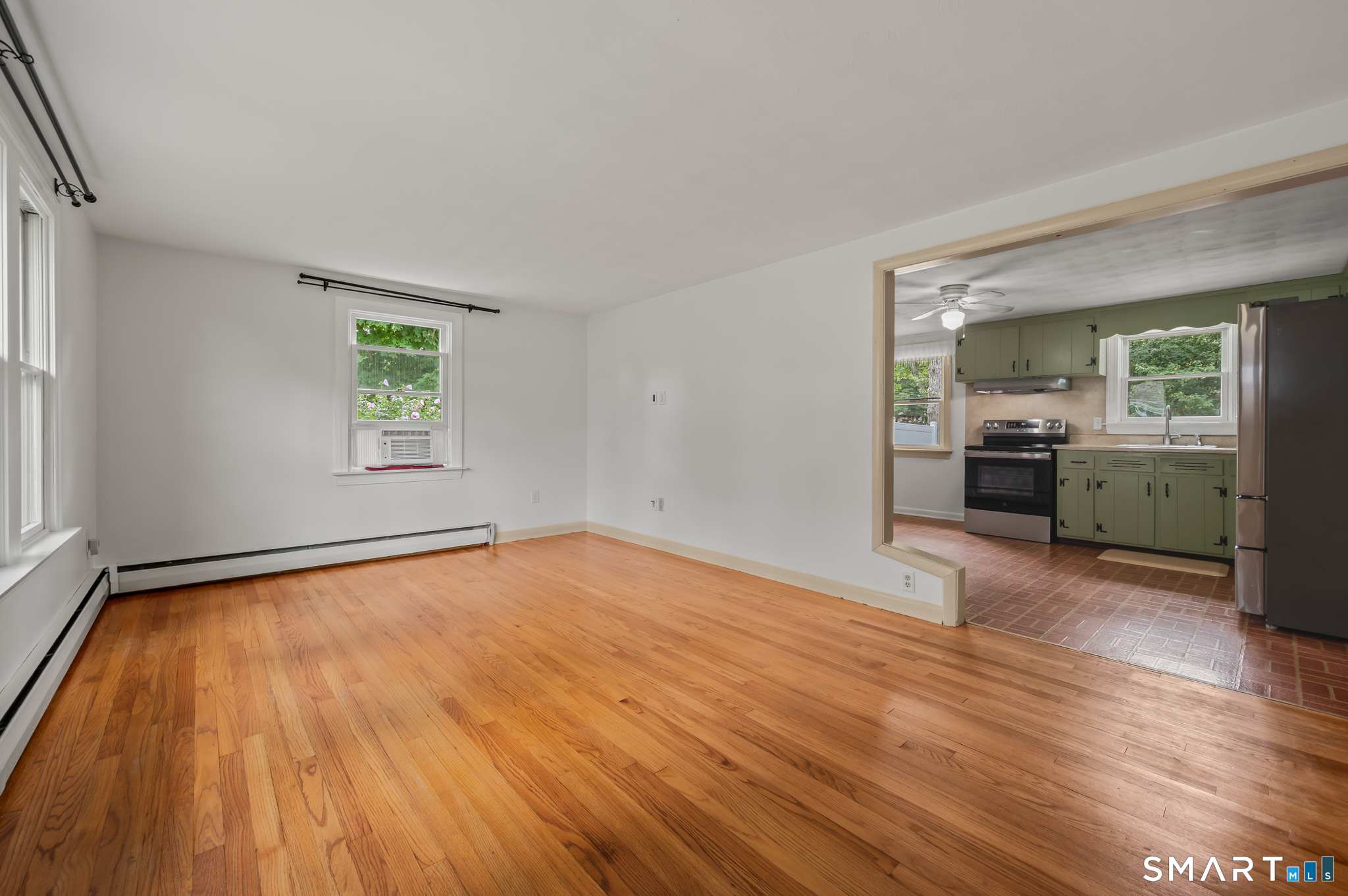124 Hepworth Street photo 13