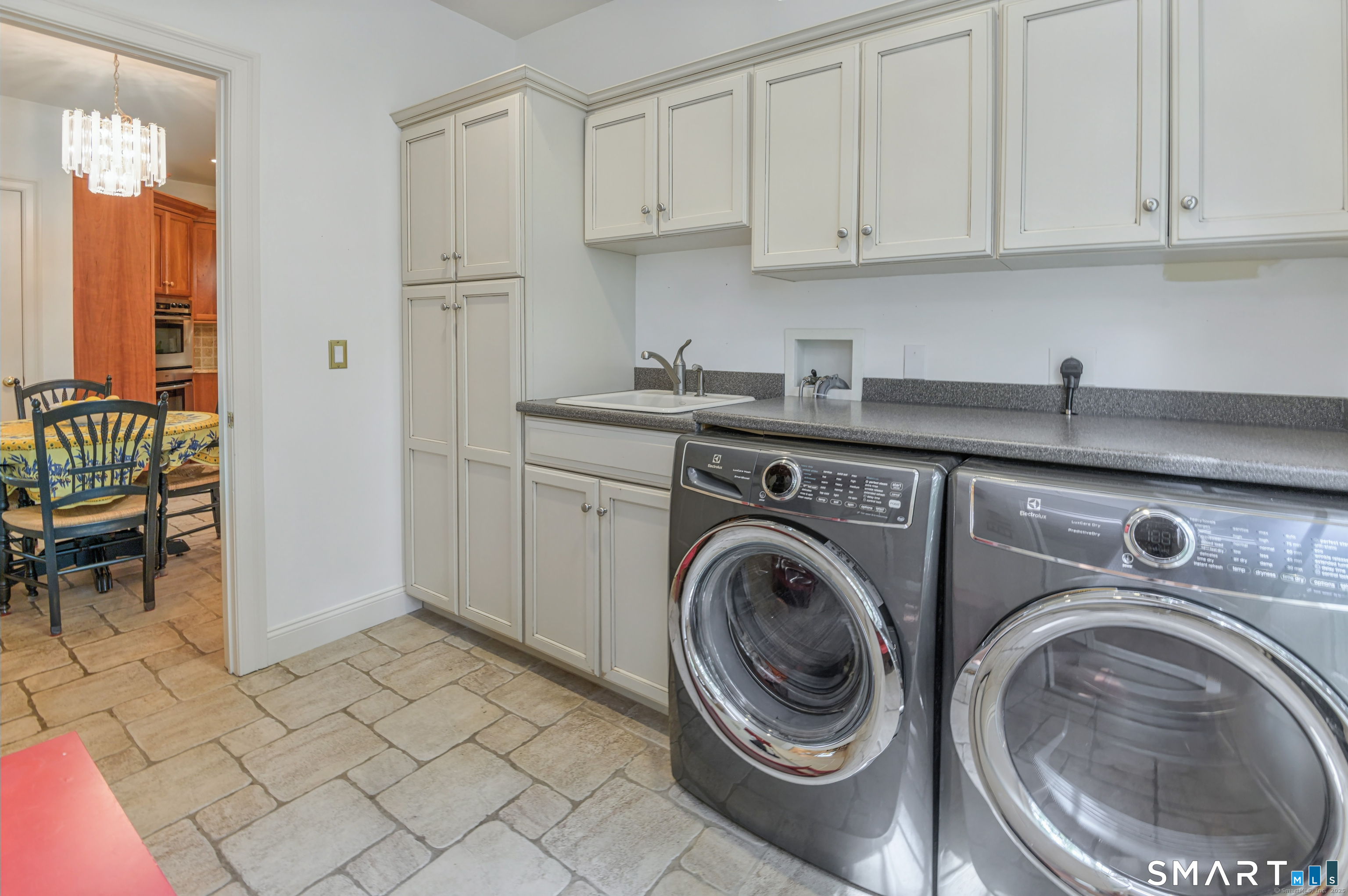 101 Carol Street photo 28