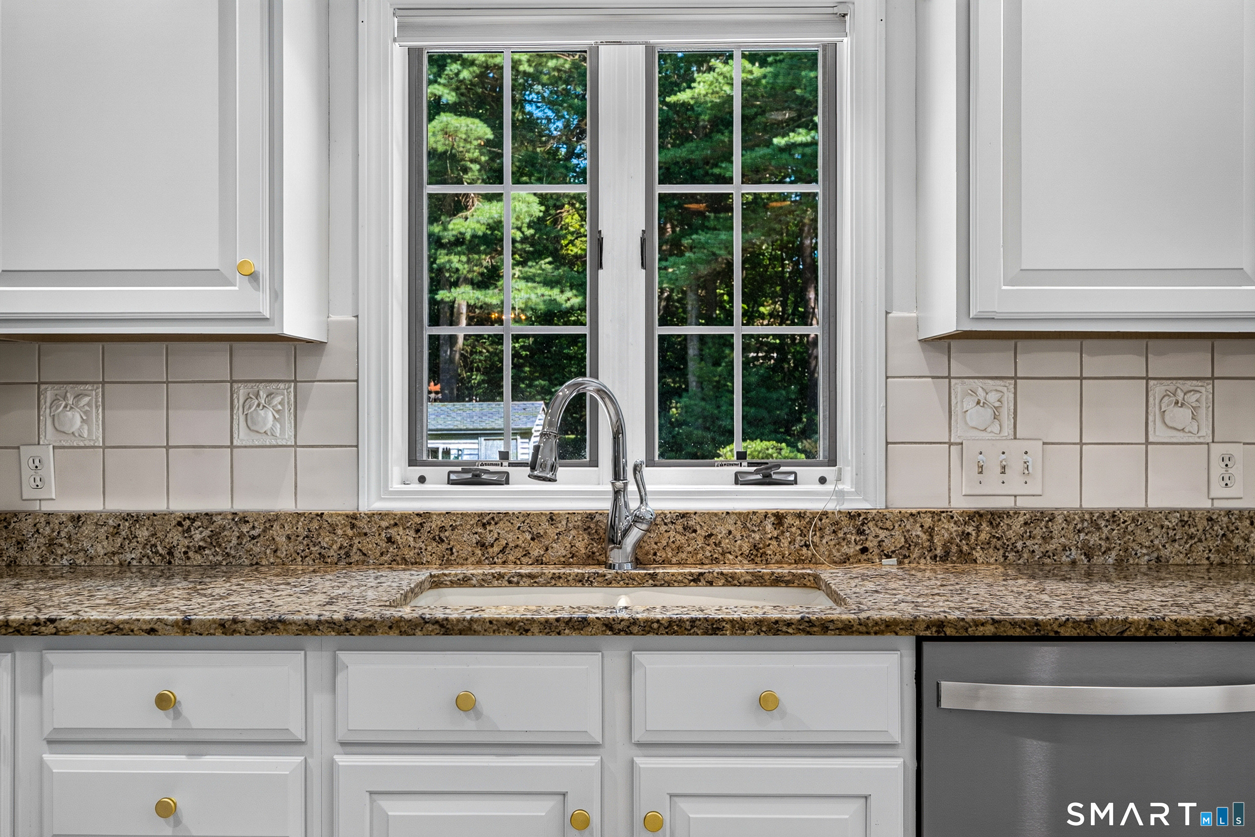 51 Deerwood Road photo 14