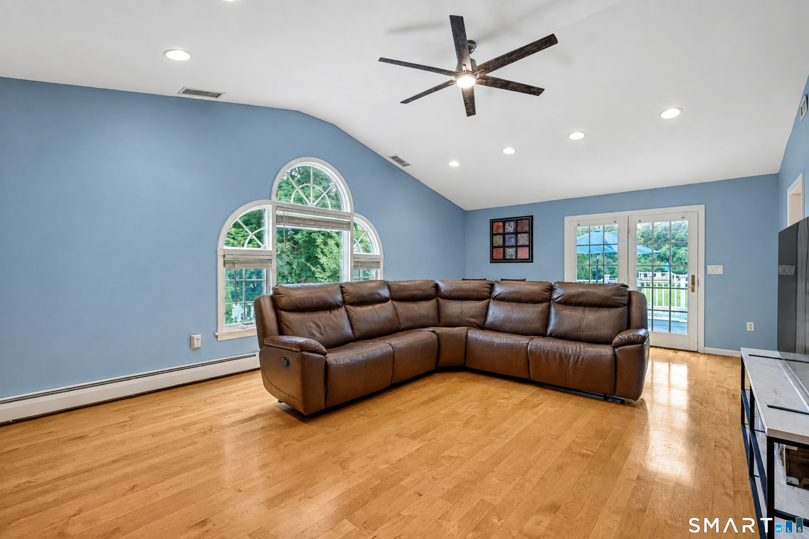 31 Stone Hedge Drive photo 13