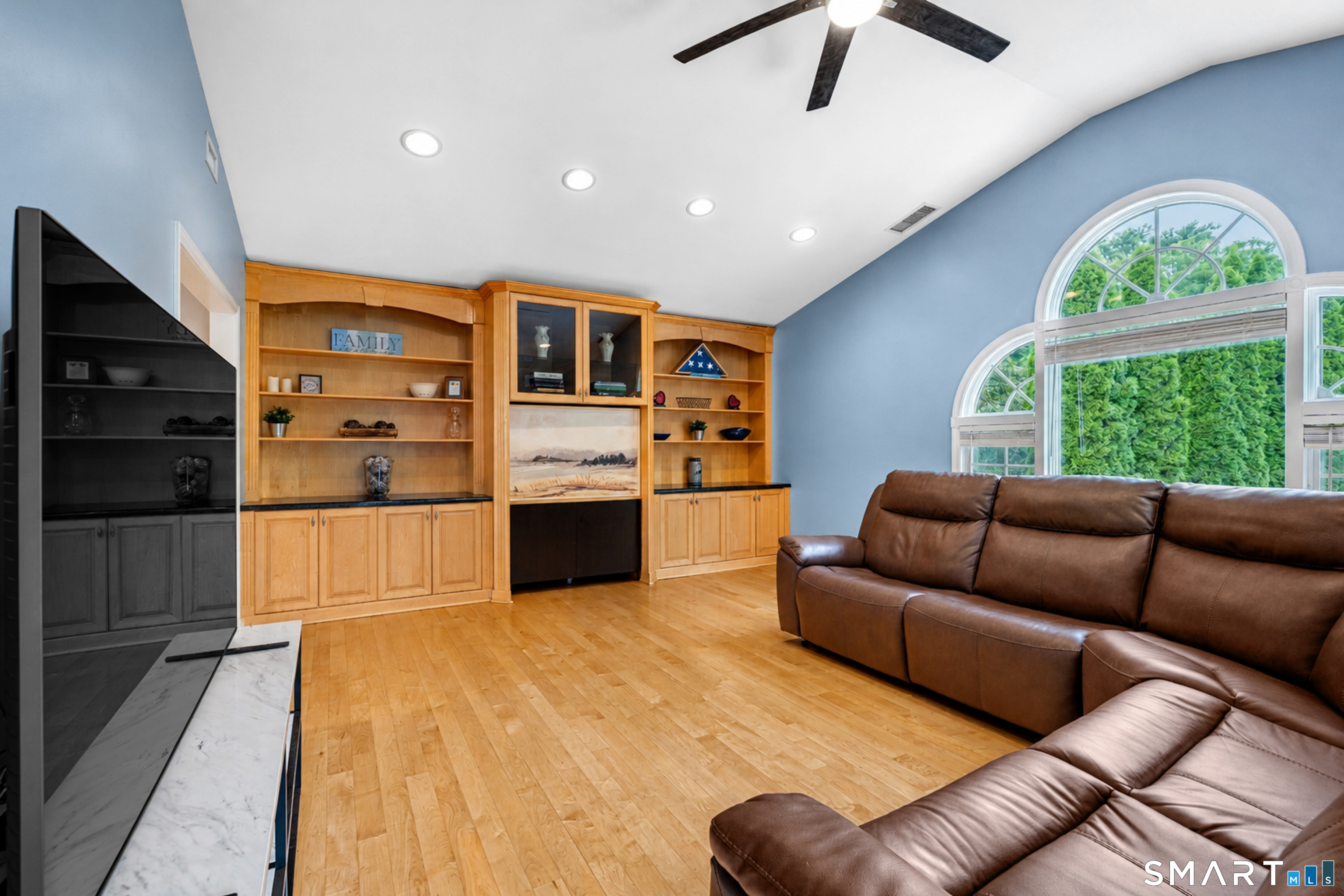 31 Stone Hedge Drive photo 12