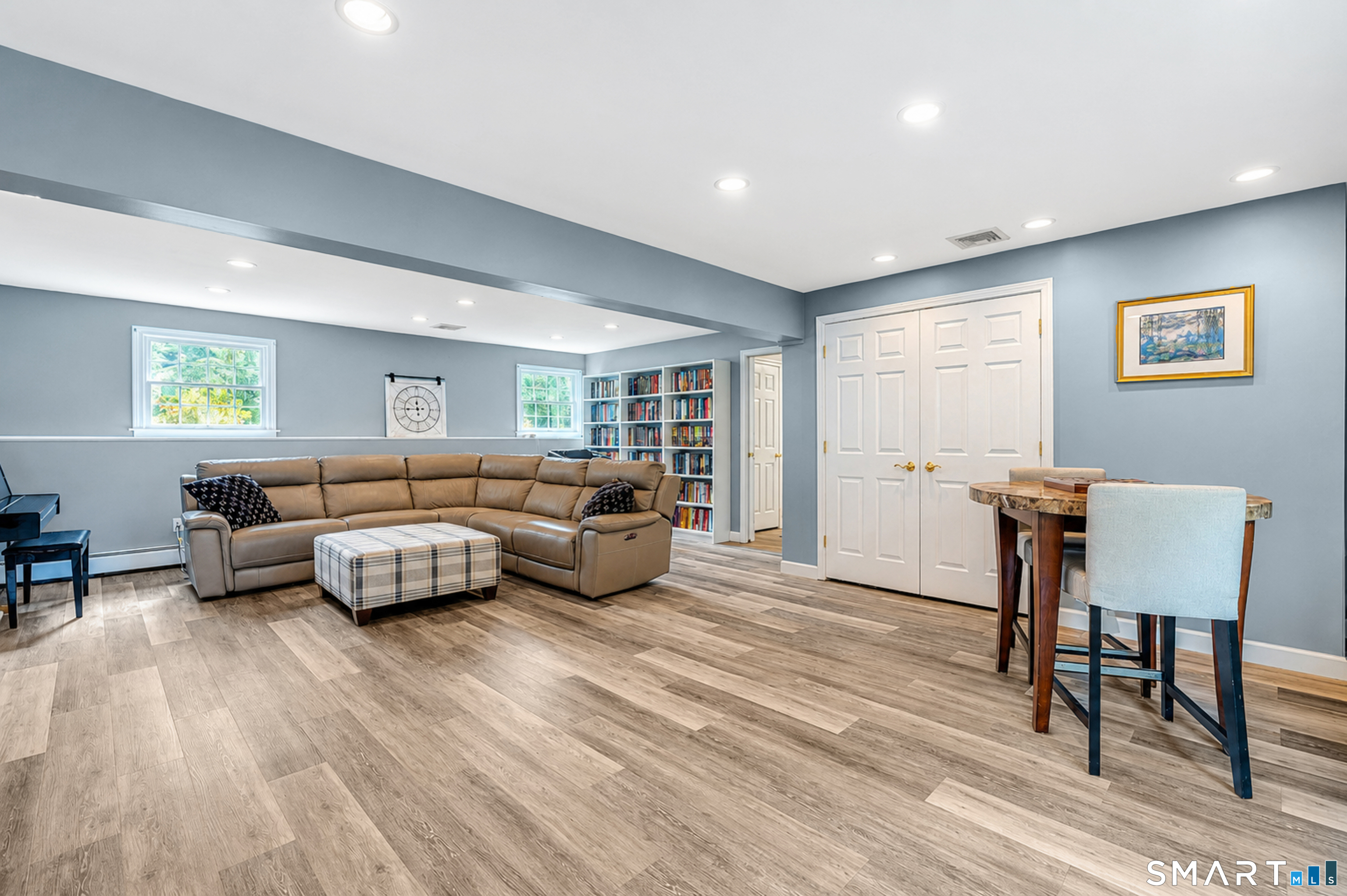 31 Stone Hedge Drive photo 32