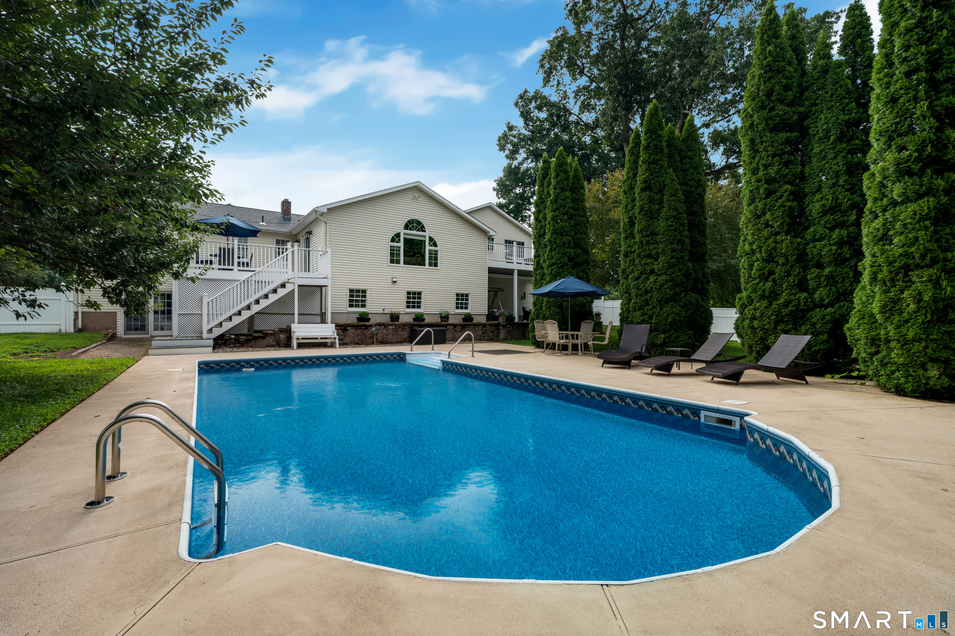 31 Stone Hedge Drive photo 39