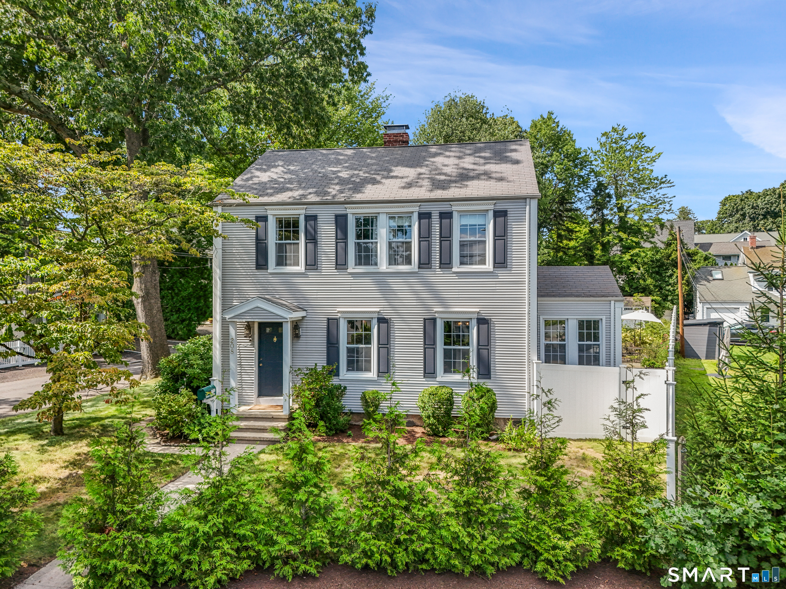 2 Fairfield Avenue, Darien, Connecticut 06820