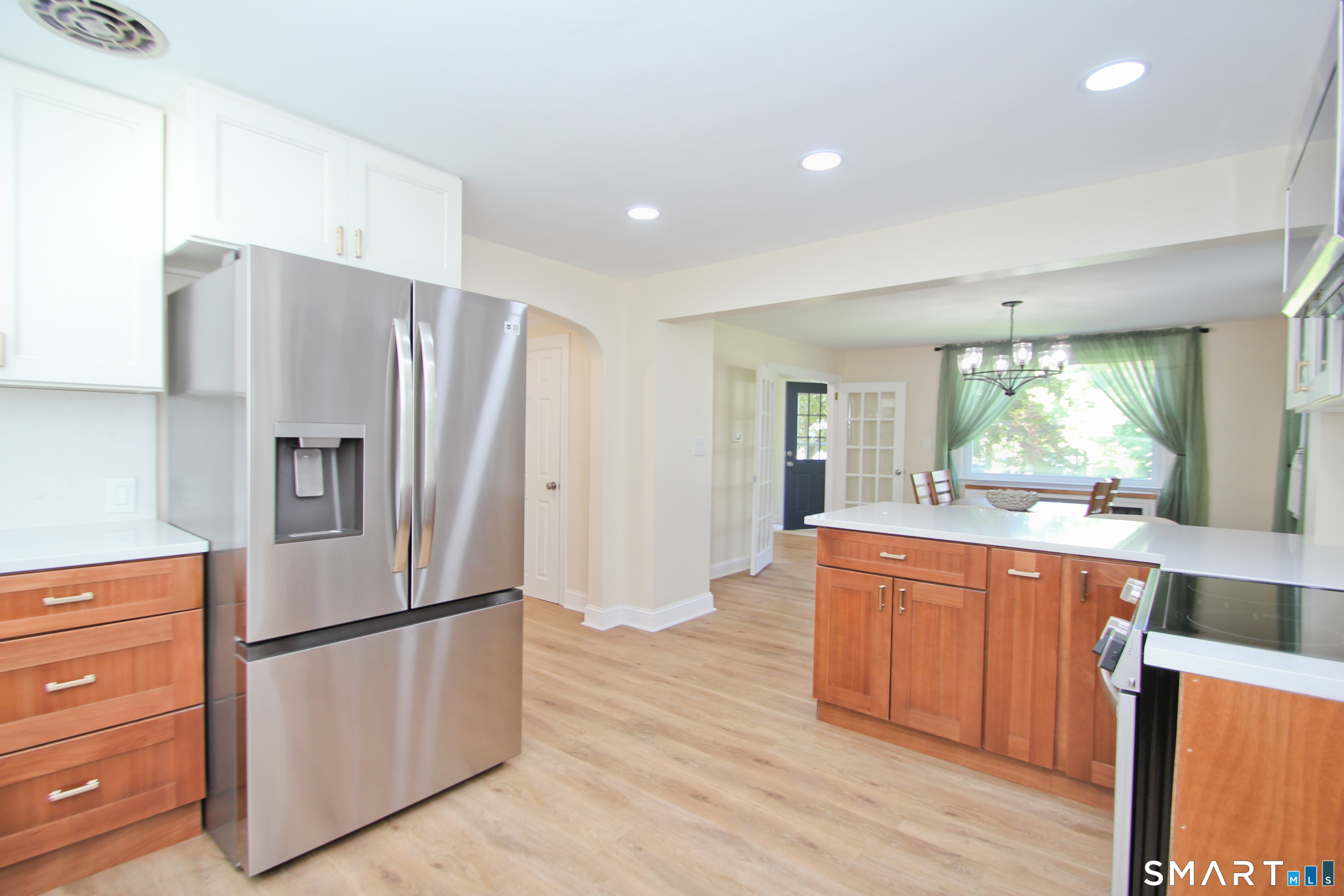11 Esther Avenue photo 15