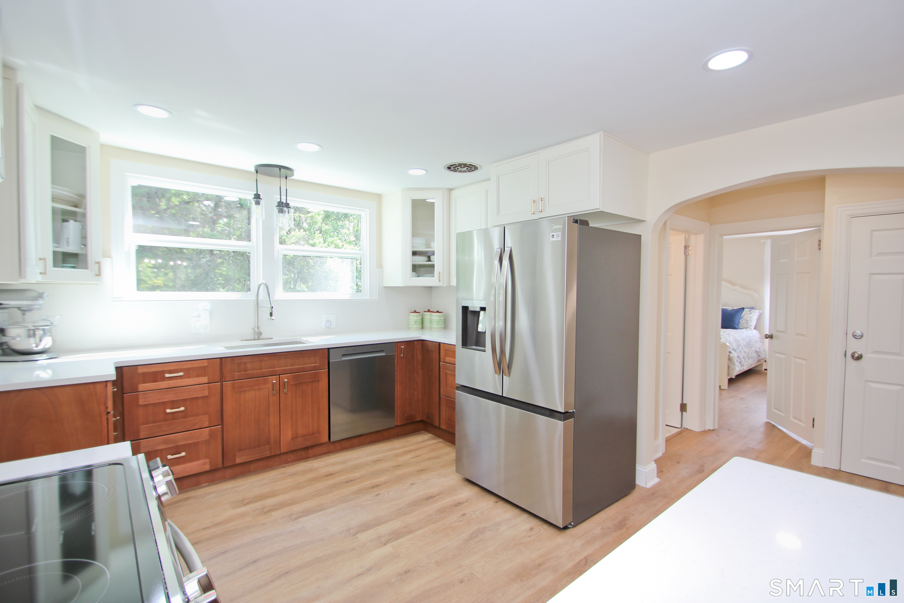 11 Esther Avenue photo 14