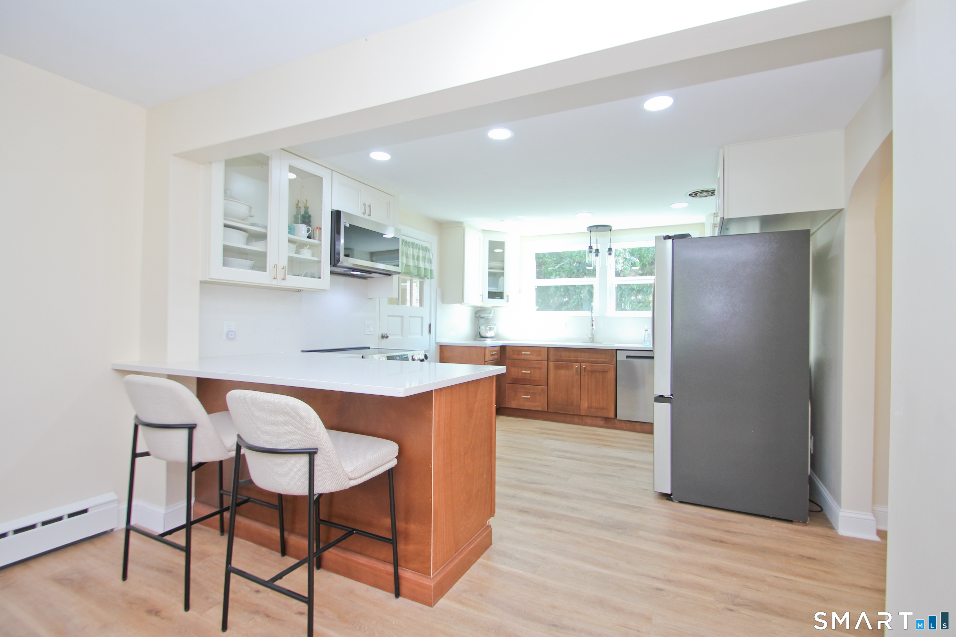 11 Esther Avenue photo 12
