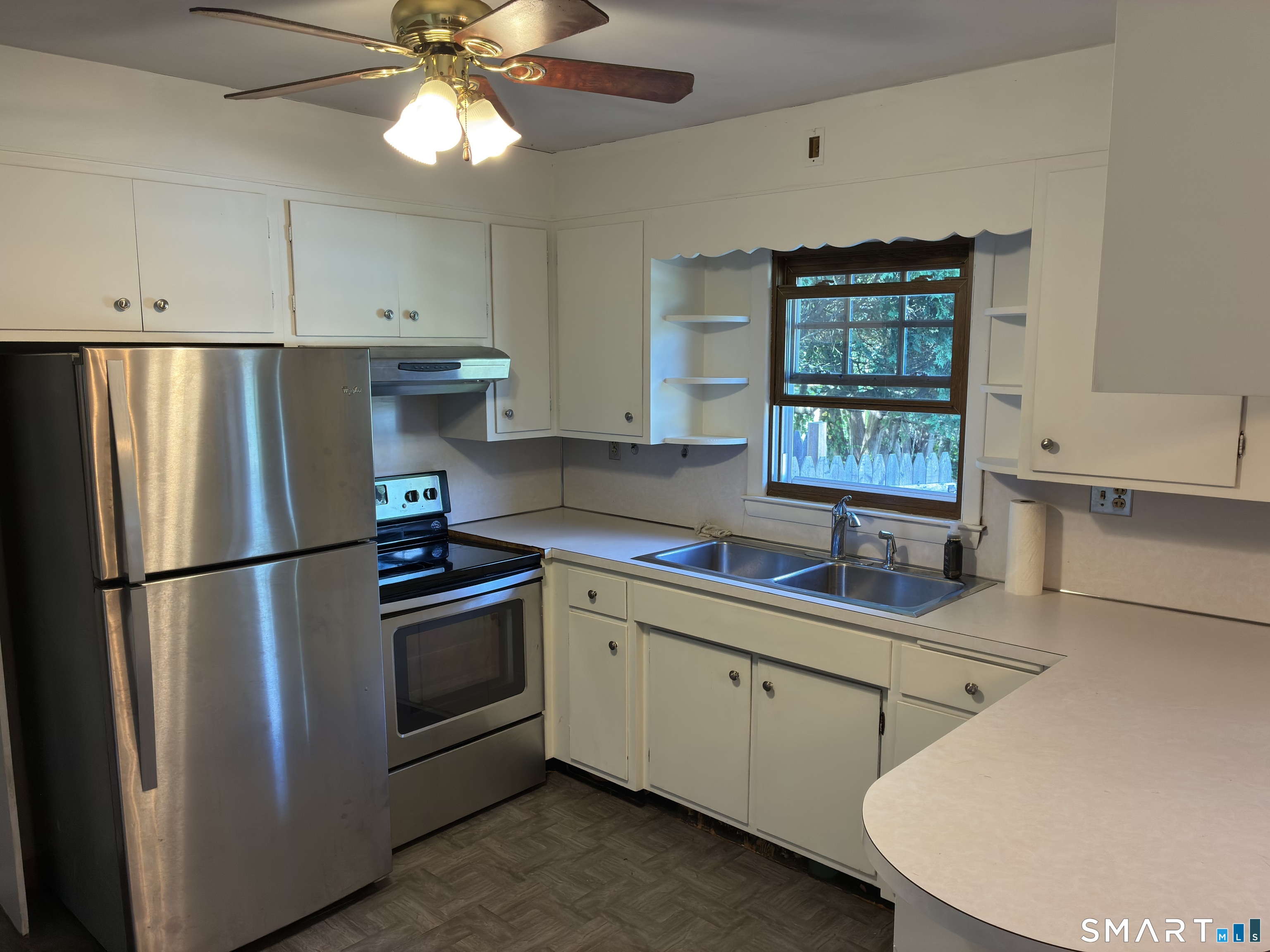 102 Derry Hill Road photo 17