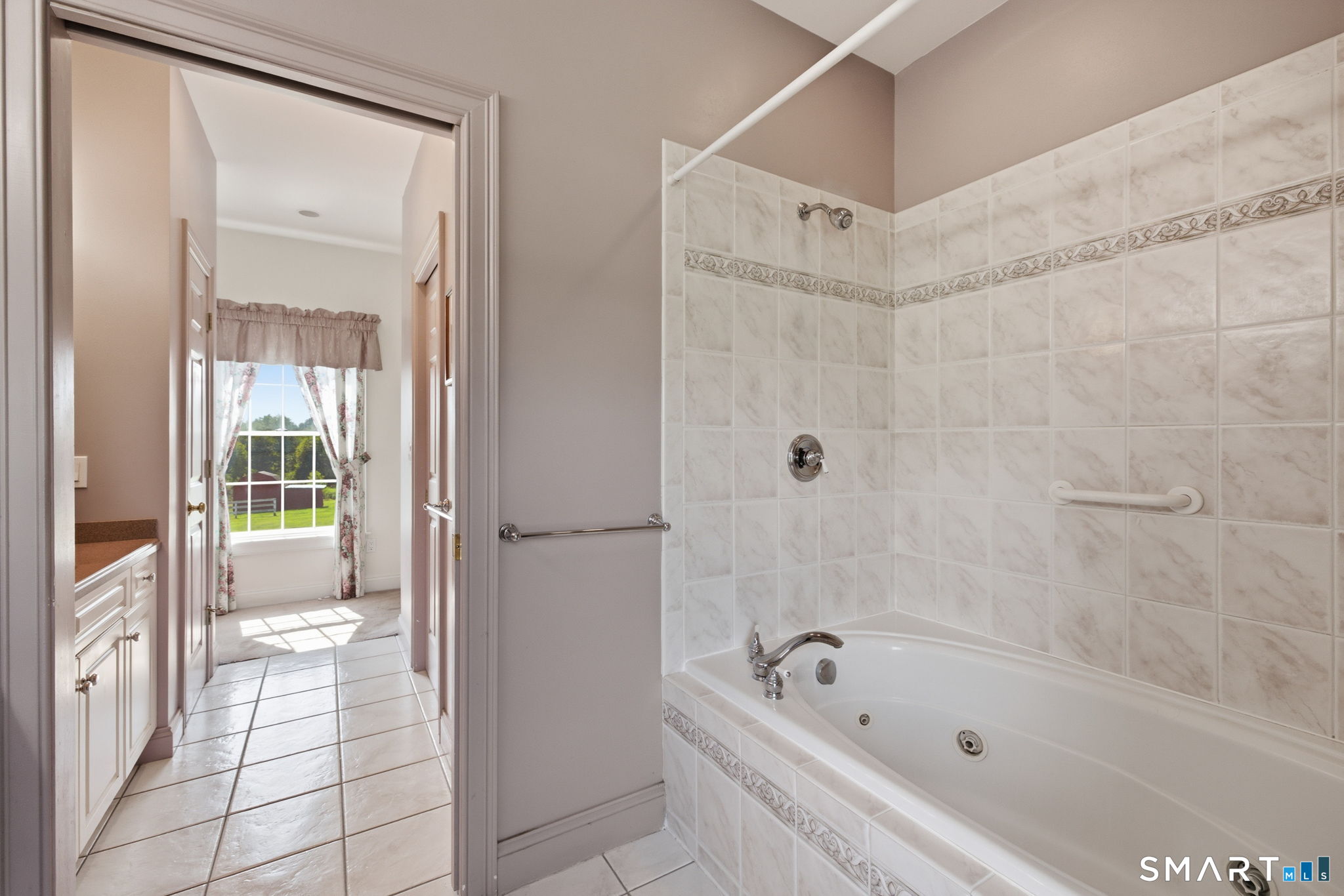 129 West Town Street photo 26