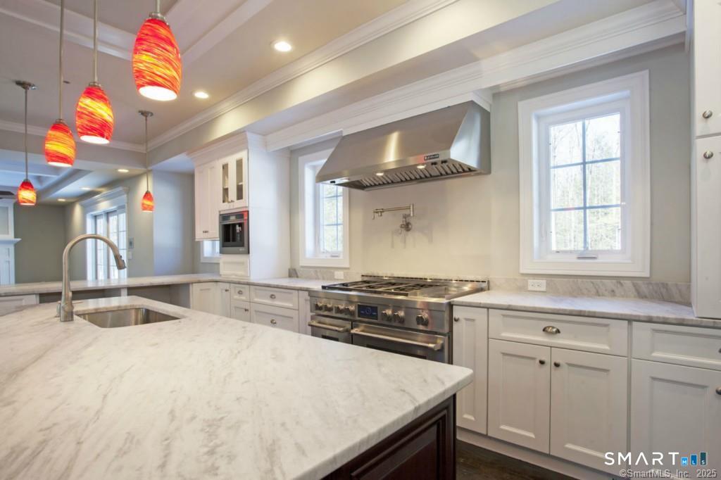 4 Vona Way photo 16