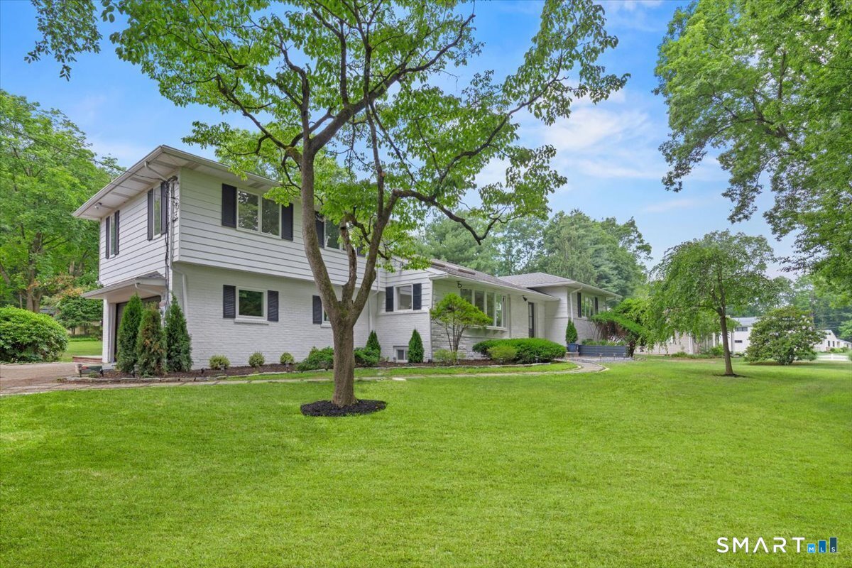 10 Bowman Drive photo 28