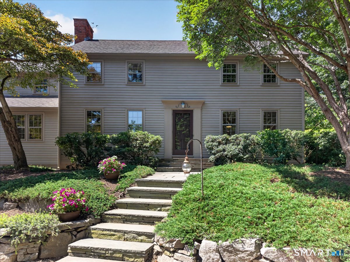 88 Tipping Rock Road, Stonington, Connecticut 06378