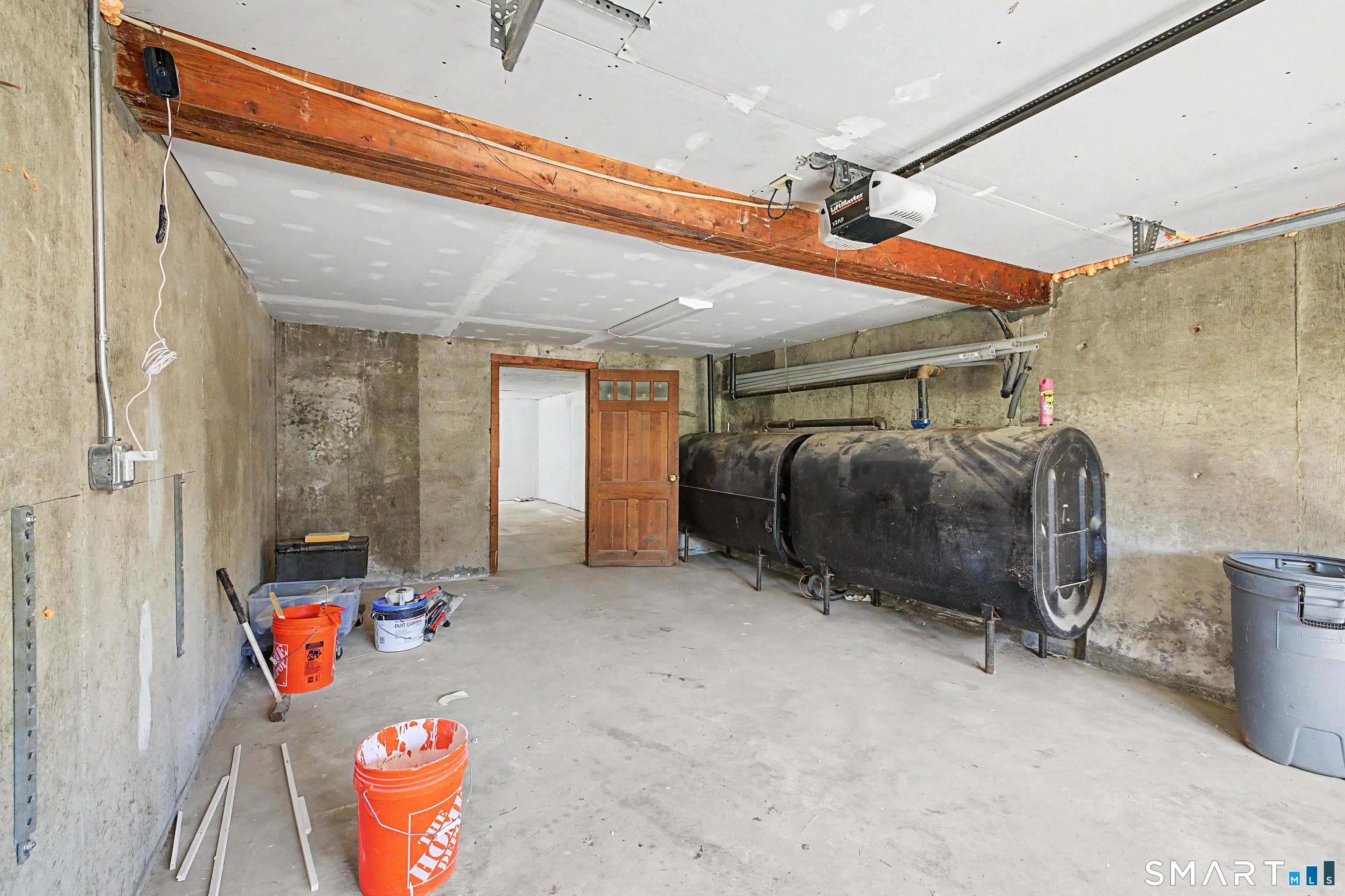 11 Westerly Drive photo 32