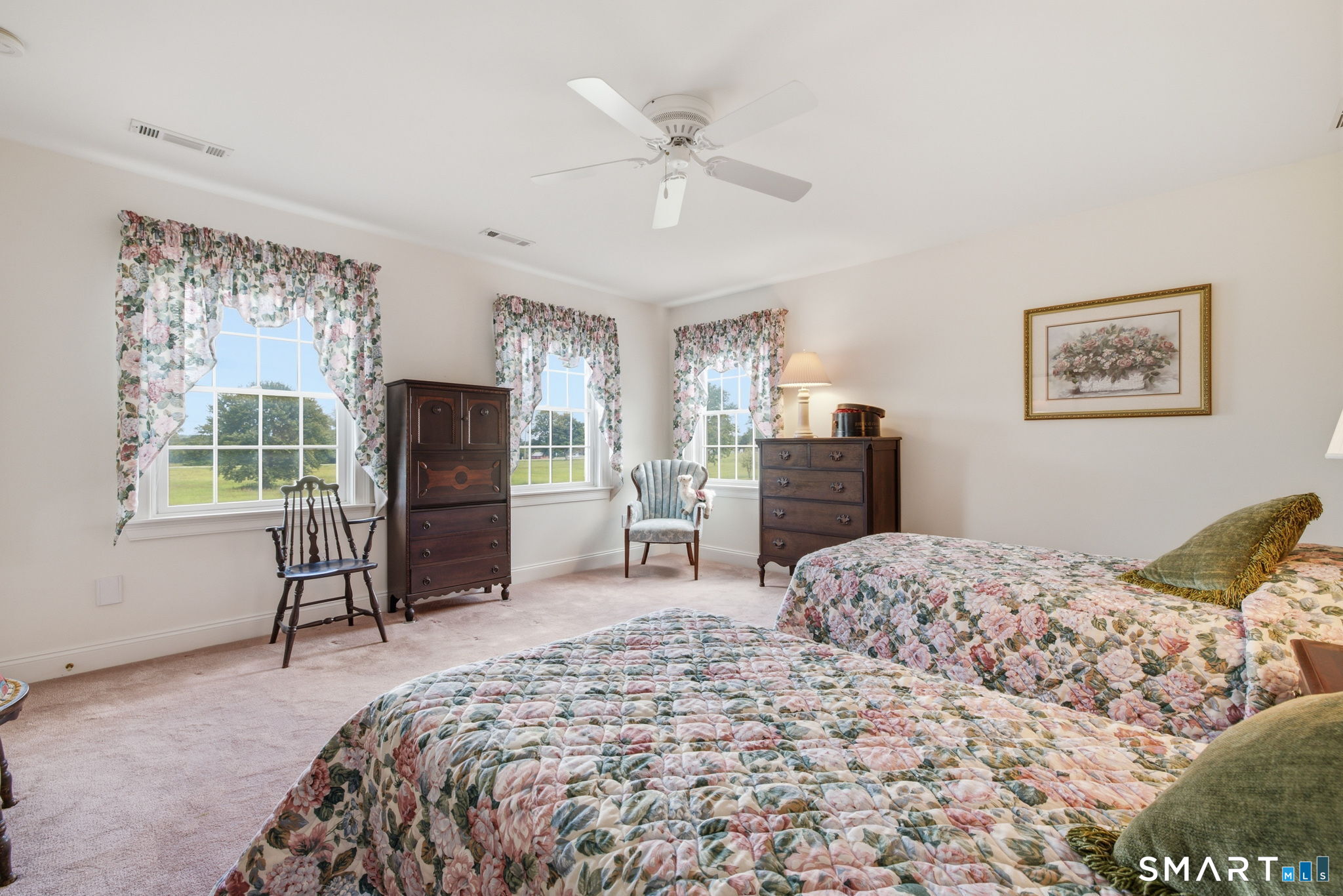129 West Town Street photo 32