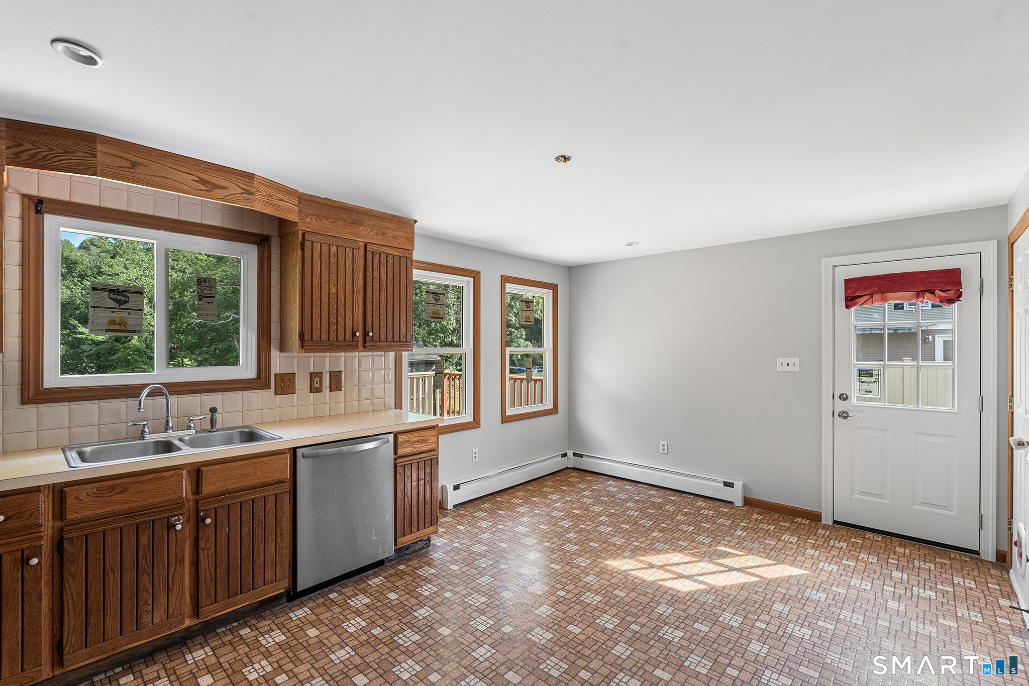 515 Gracey Avenue photo 10