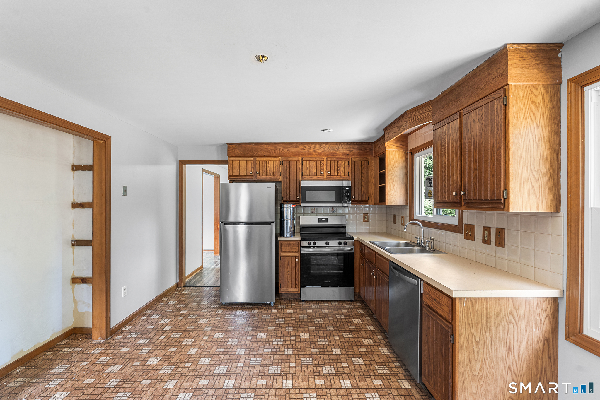 515 Gracey Avenue photo 11