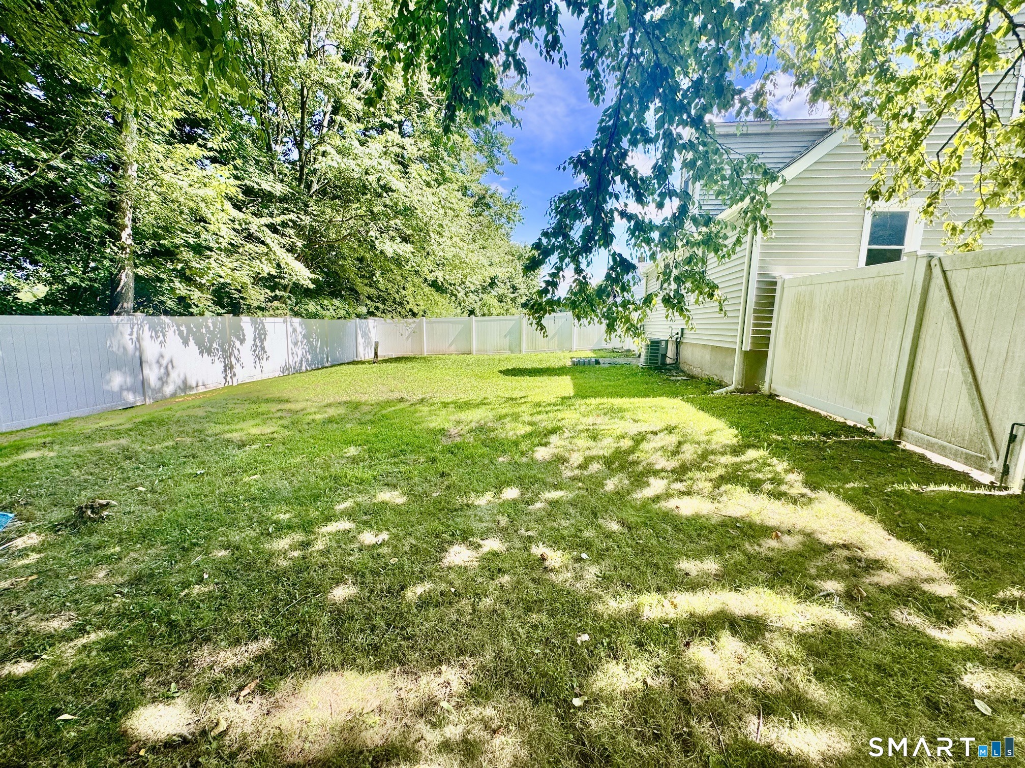 439 Quinn Street photo 23