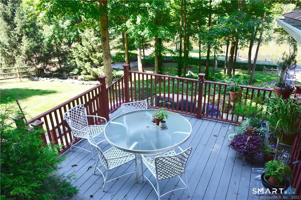 67 Lake Lillinonah Road North photo 7