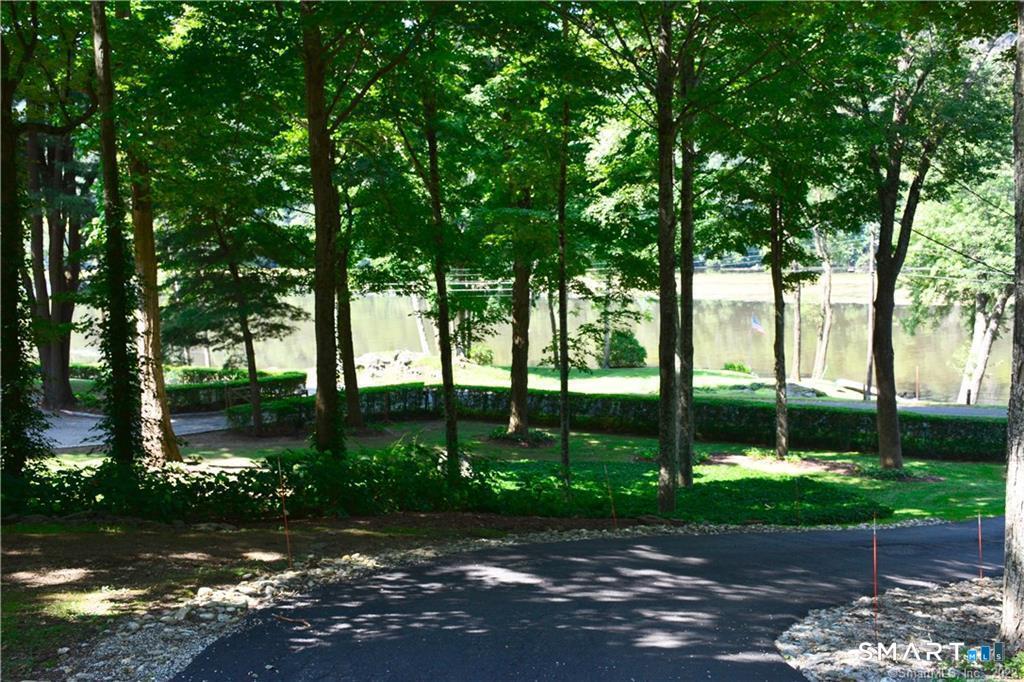 67 Lake Lillinonah Road North photo 28