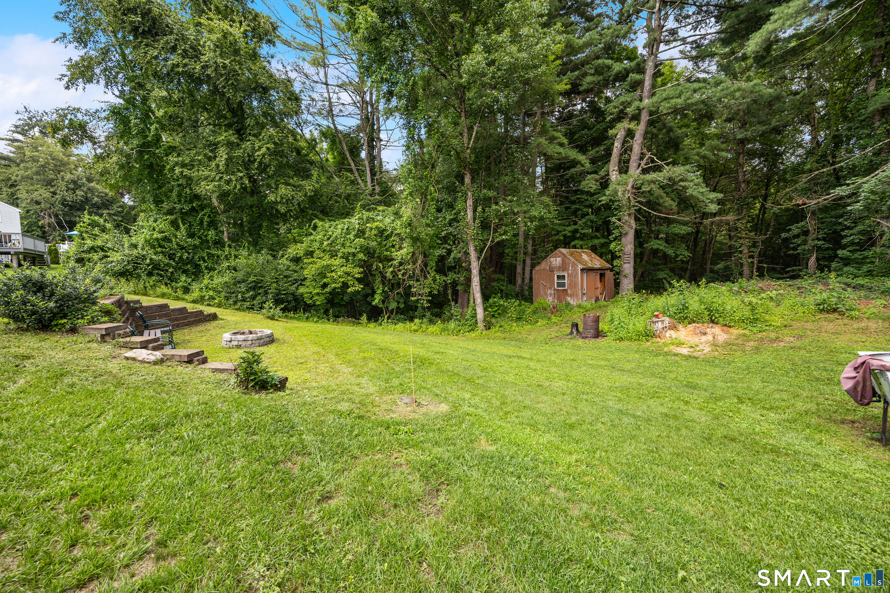 14 Glen Hollow Drive photo 35