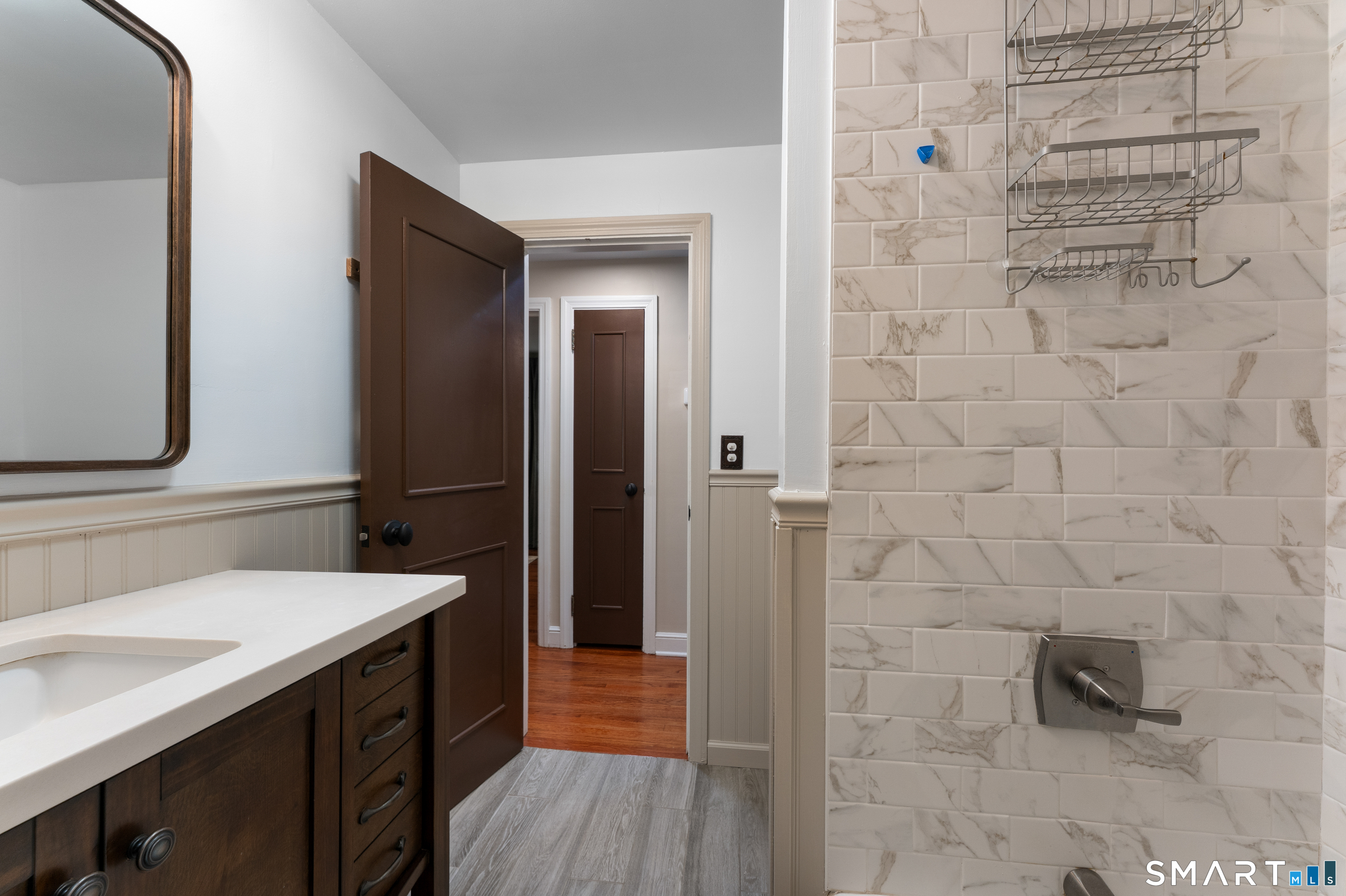 263 Carter Lane photo 28