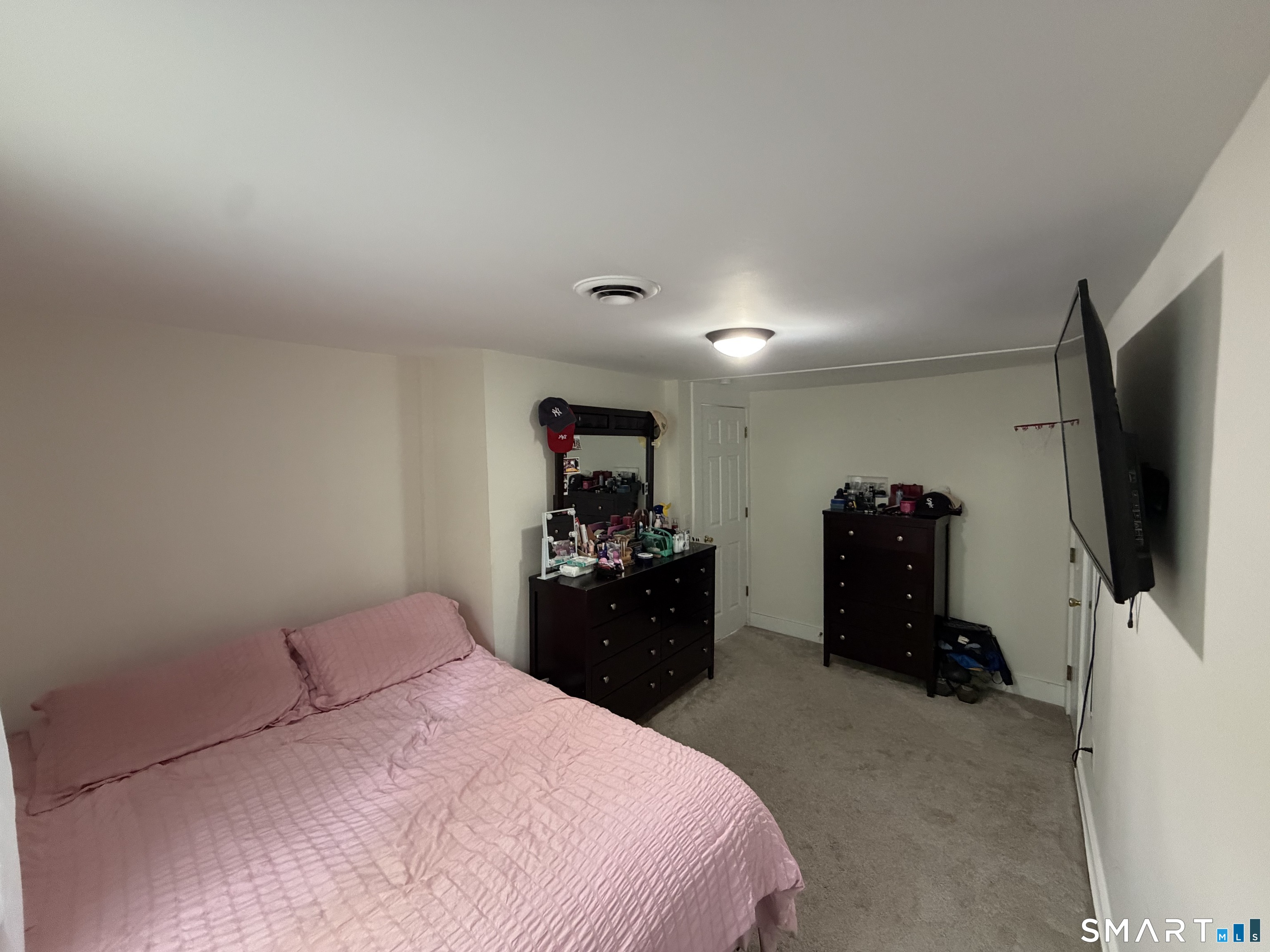 539 Bloomfield Avenue photo 12