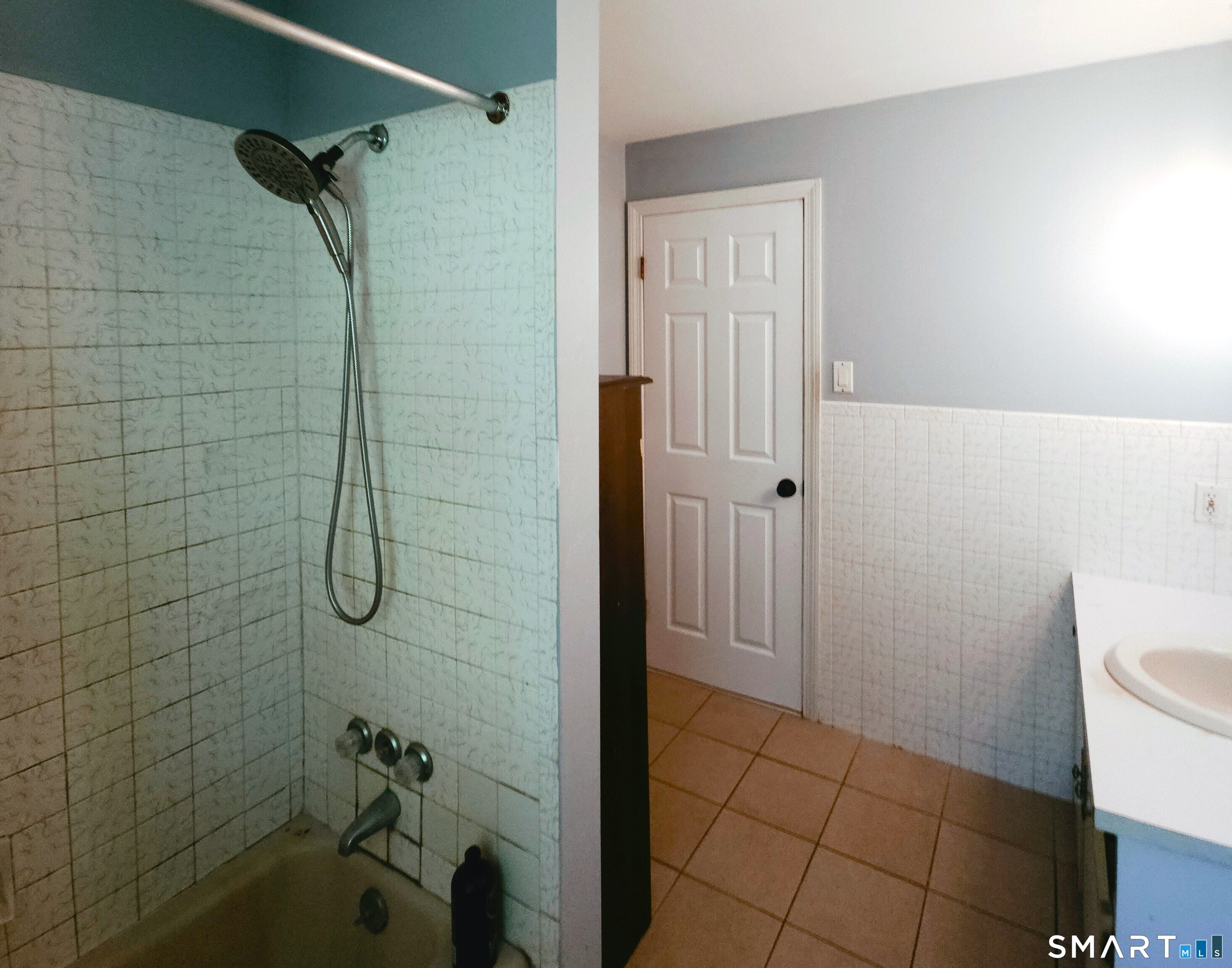 77 Pleasant Drive photo 12