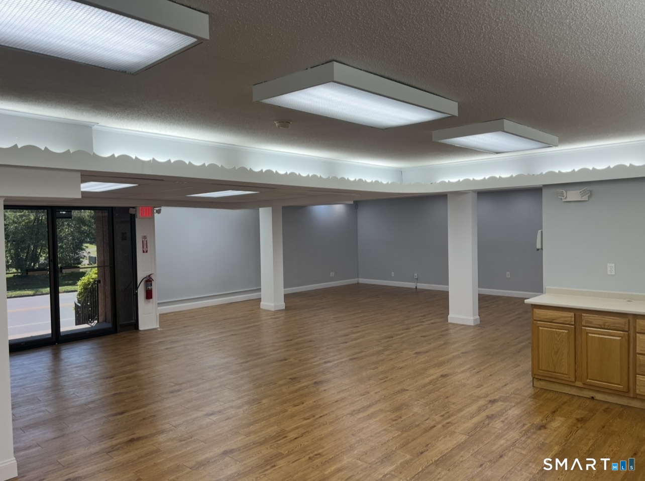 345 Meriden Rd, Waterbury, CT 06705