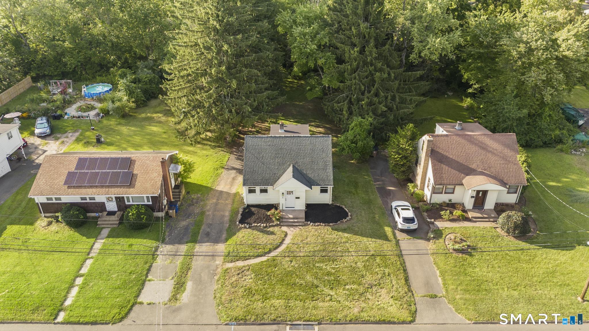 51 Lawrence Street photo 31