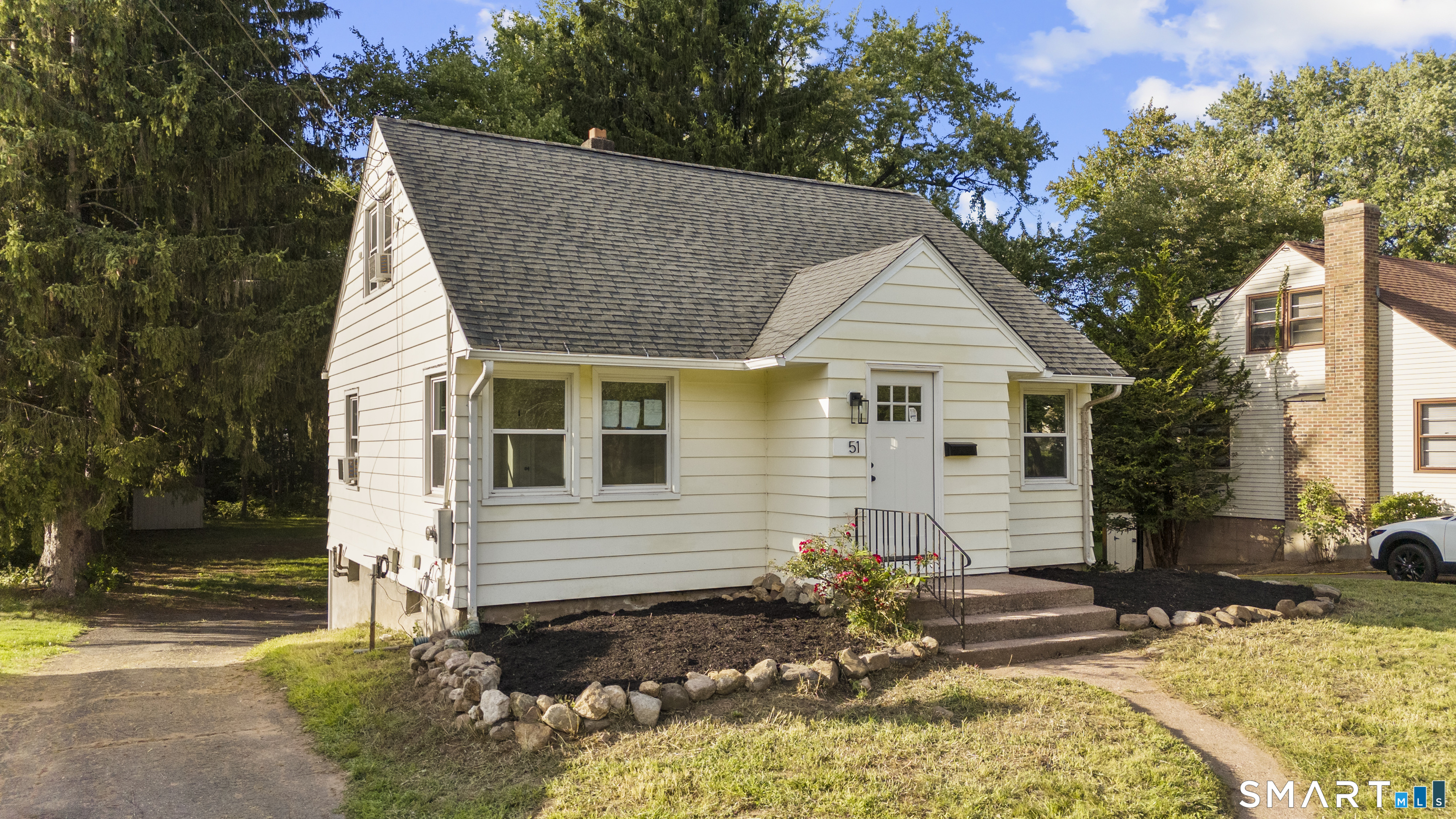 51 Lawrence Street photo 30