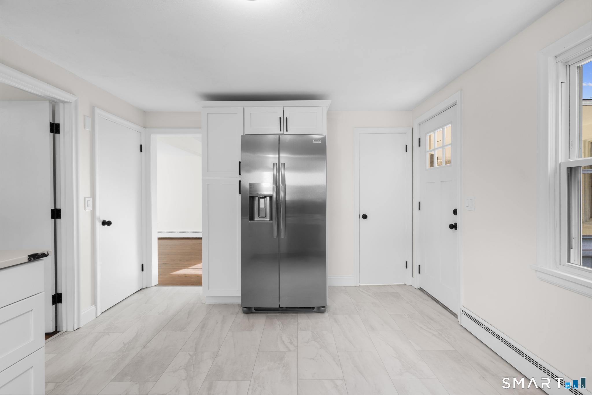 51 Lawrence Street photo 15