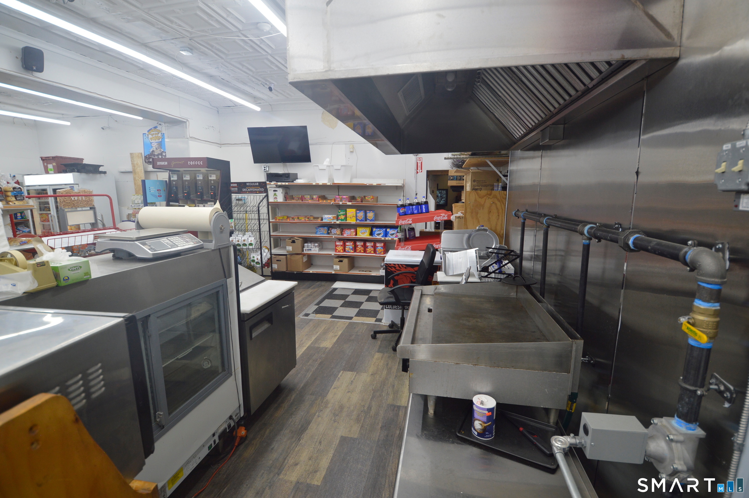243 Alden Avenue photo 9