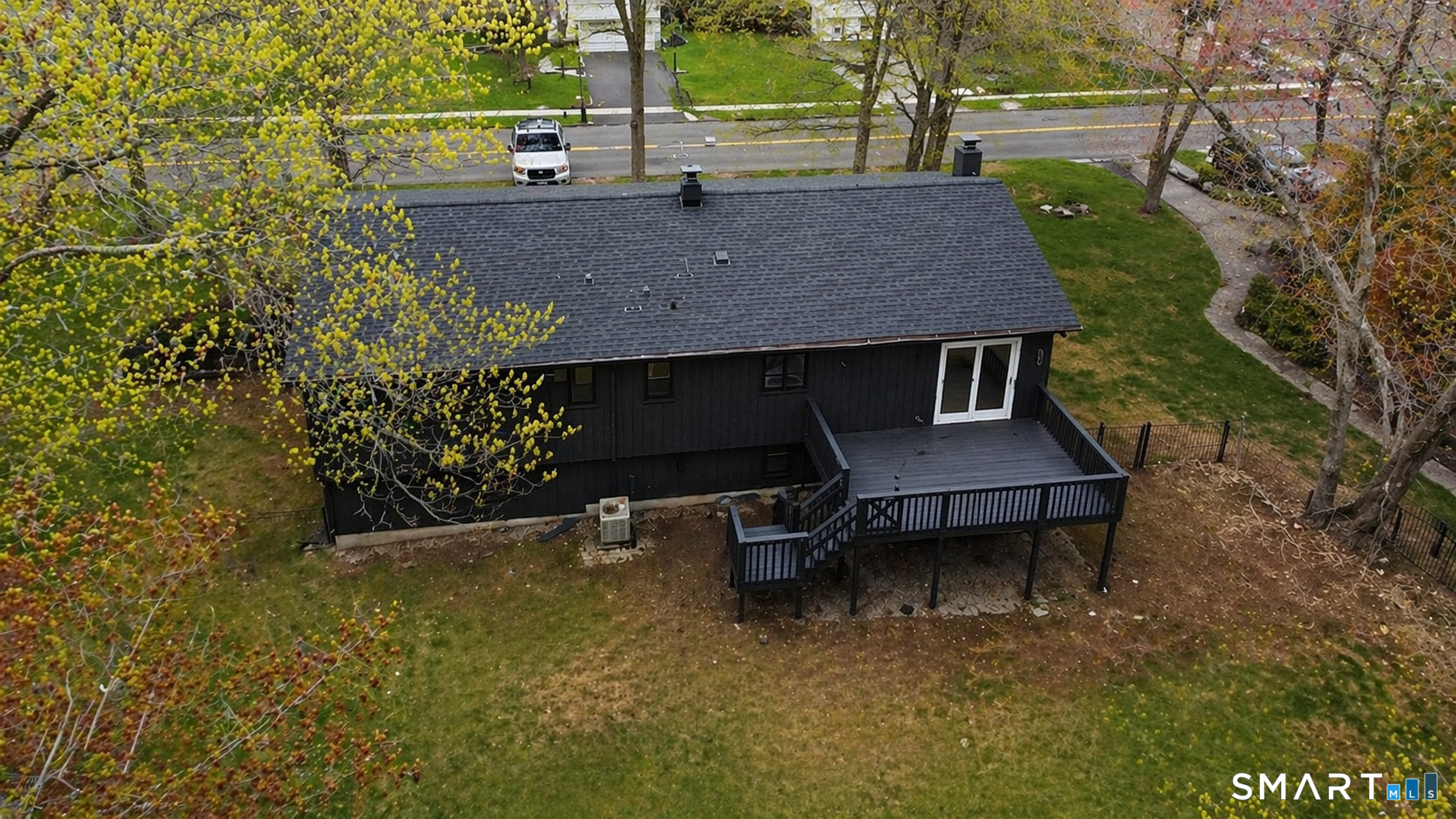 77 School House Road photo 13