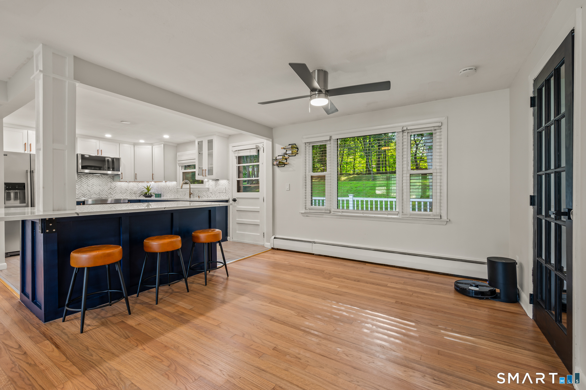 183 Tunxis Avenue photo 9