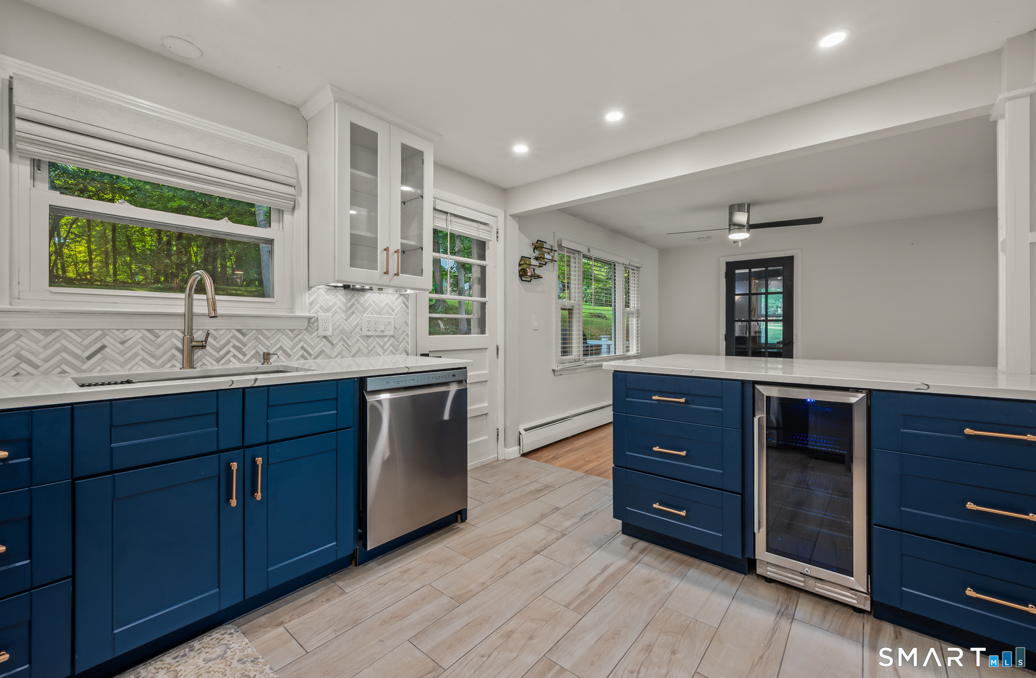 183 Tunxis Avenue photo 5